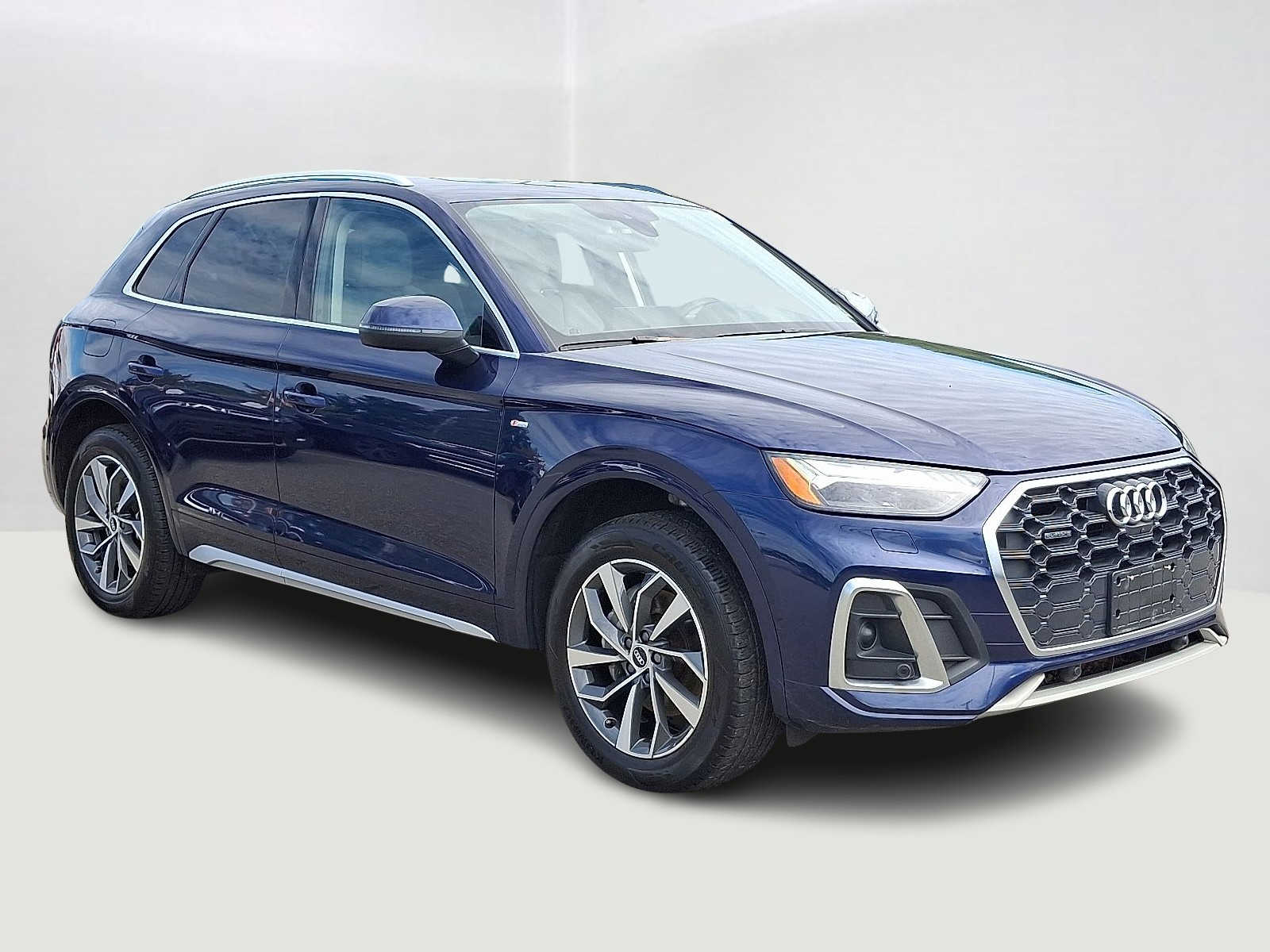 Thumbnail: 2022 Audi Q5 - 4