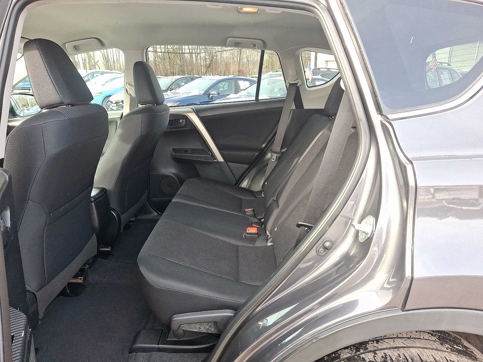 Thumbnail: 2015 Toyota RAV4 - 12