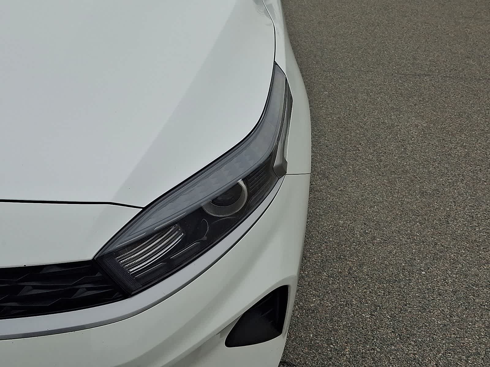 Thumbnail: 2023 Kia Forte - 10