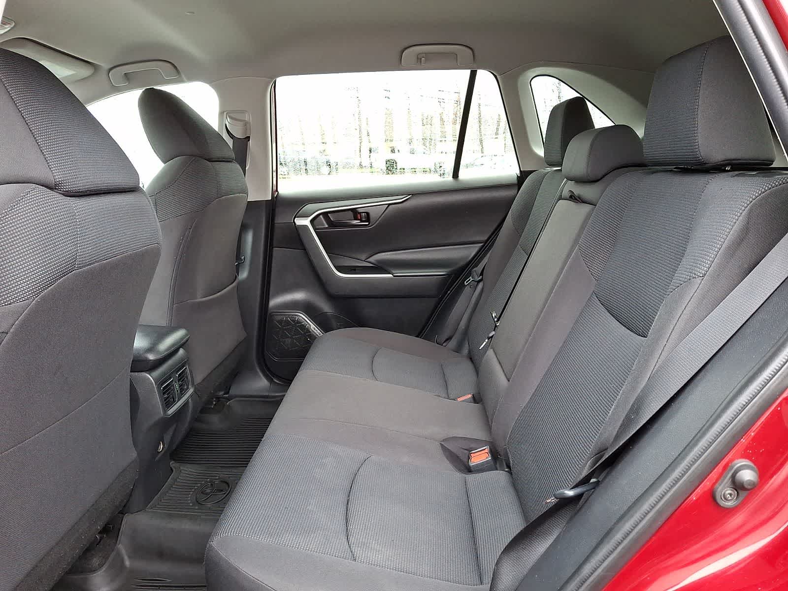 Thumbnail: 2022 Toyota RAV4 - 13