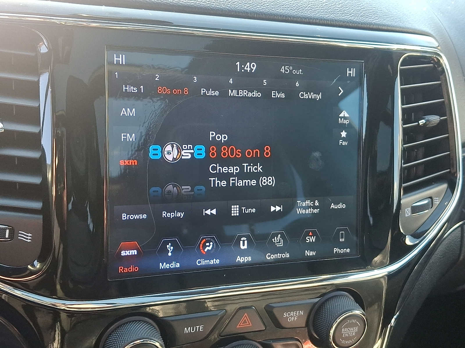 Thumbnail: 2019 Jeep Grand Cherokee - 20