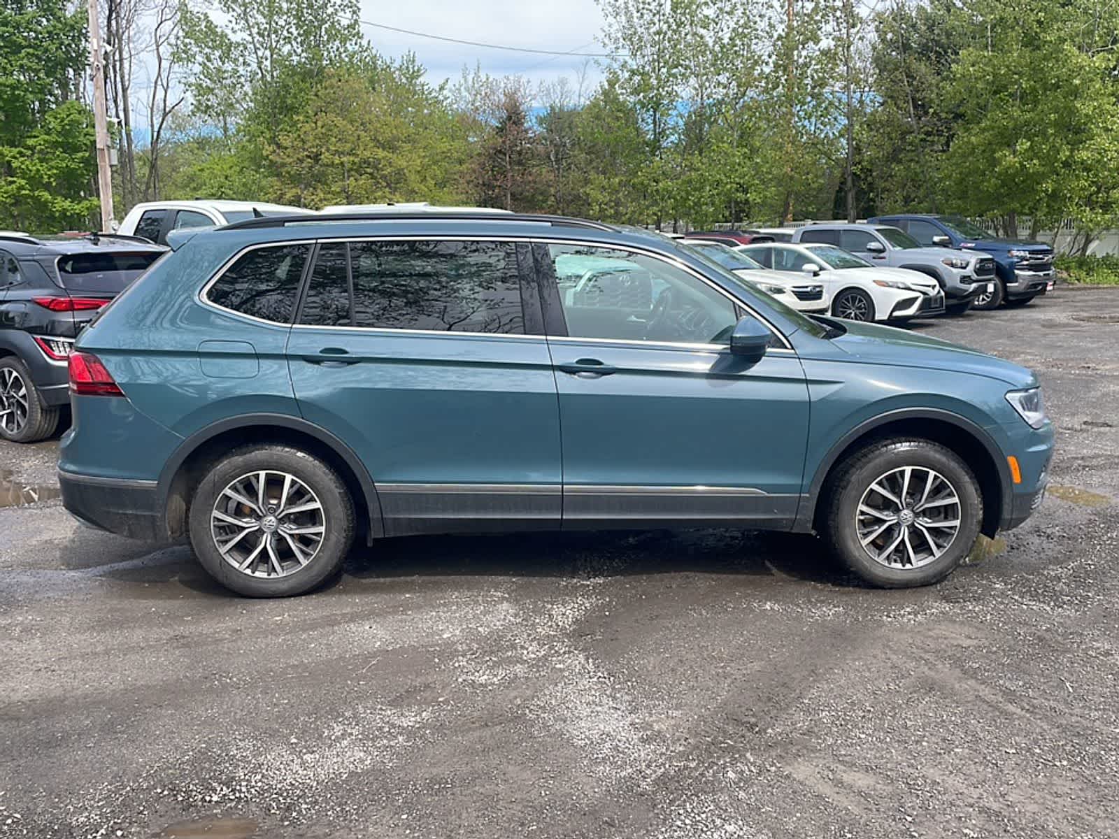 Thumbnail: 2020 Volkswagen Tiguan - 9