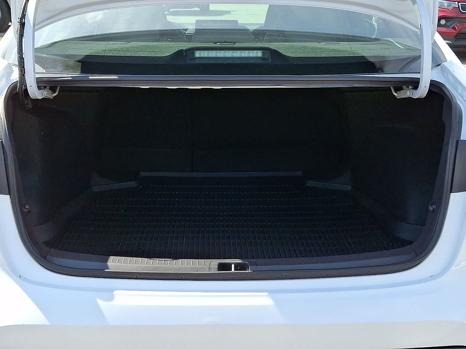 Thumbnail: 2024 Toyota Corolla - 31