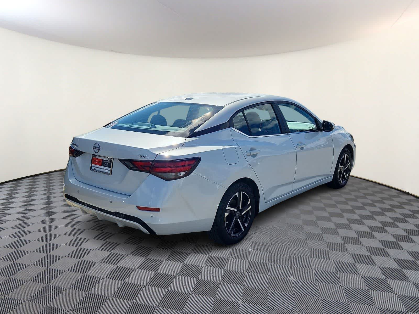 Thumbnail: 2024 Nissan Sentra - 5