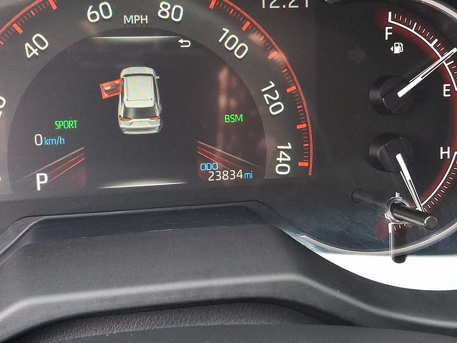 Thumbnail: 2025 Toyota RAV4 - 22