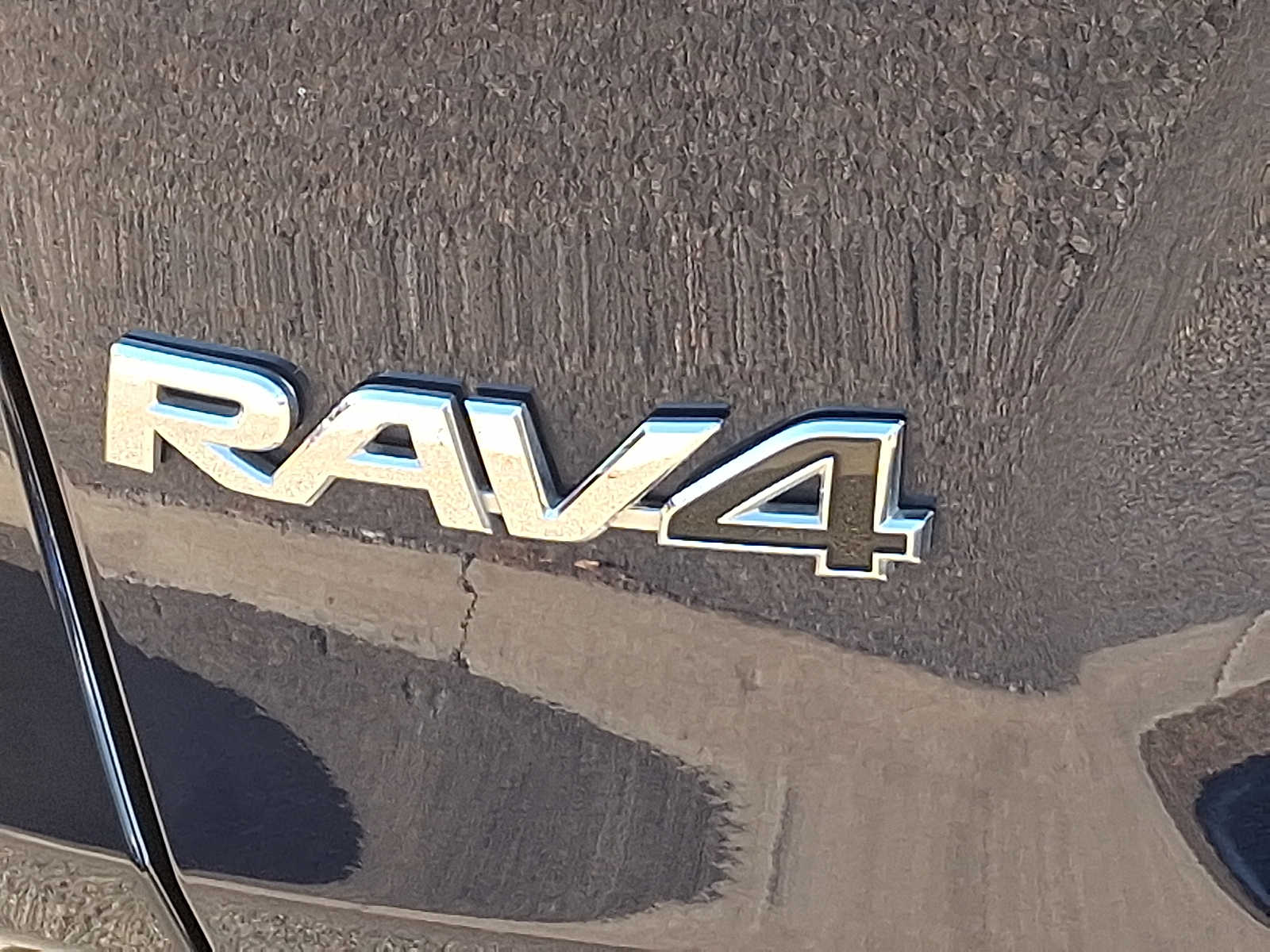 Thumbnail: 2025 Toyota RAV4 - 32