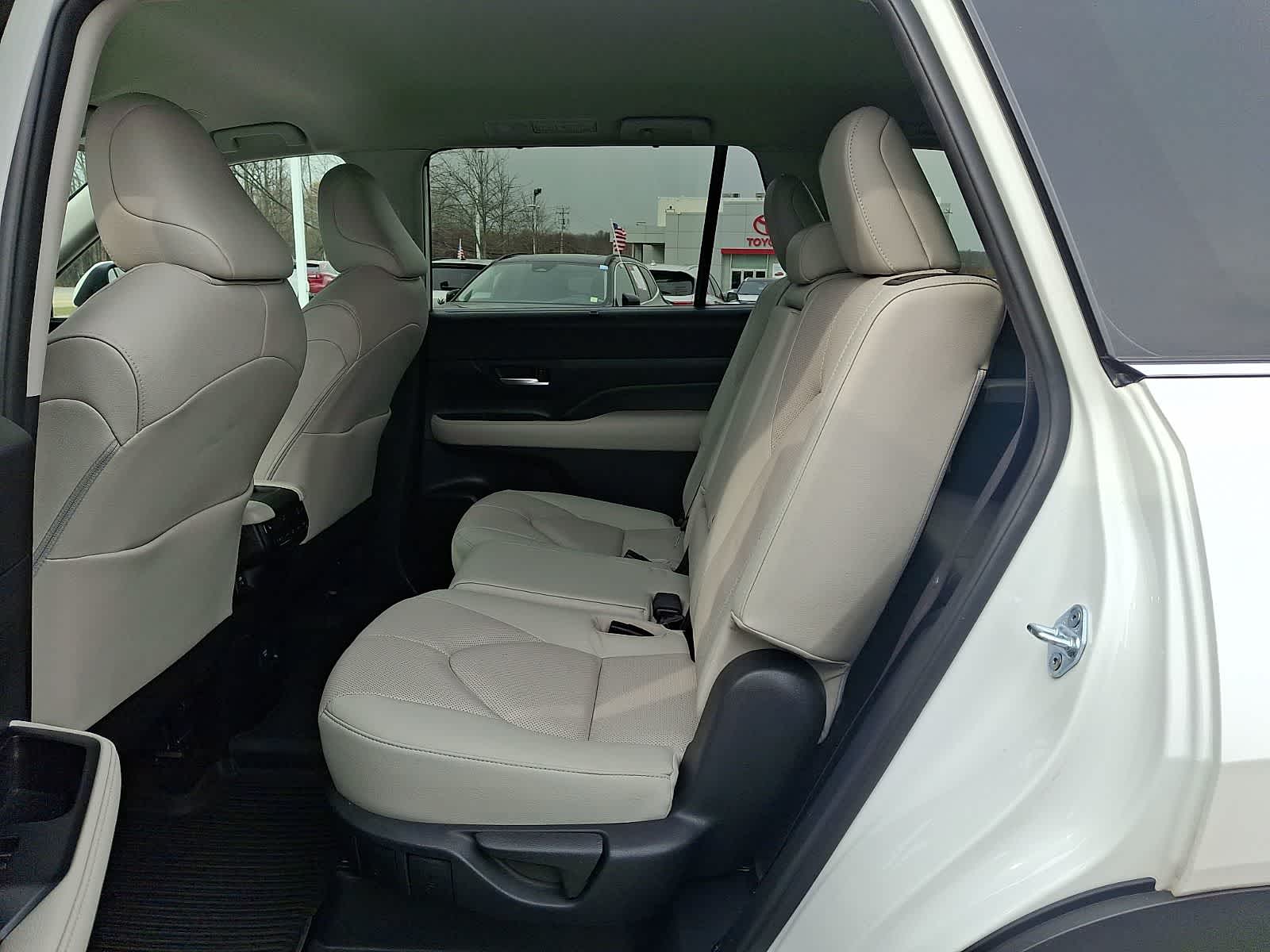 Thumbnail: 2024 Toyota Grand Highlander - 13