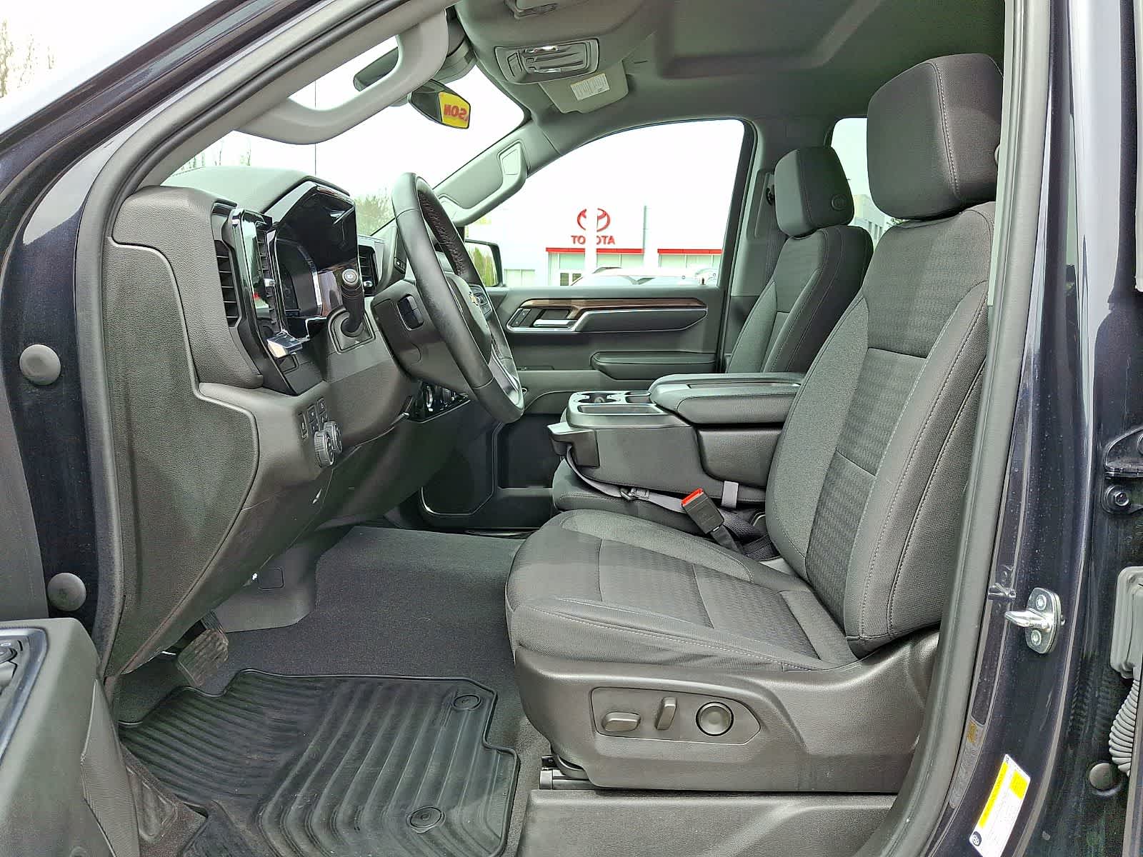Thumbnail: 2023 Chevrolet Silverado 1500 - 14