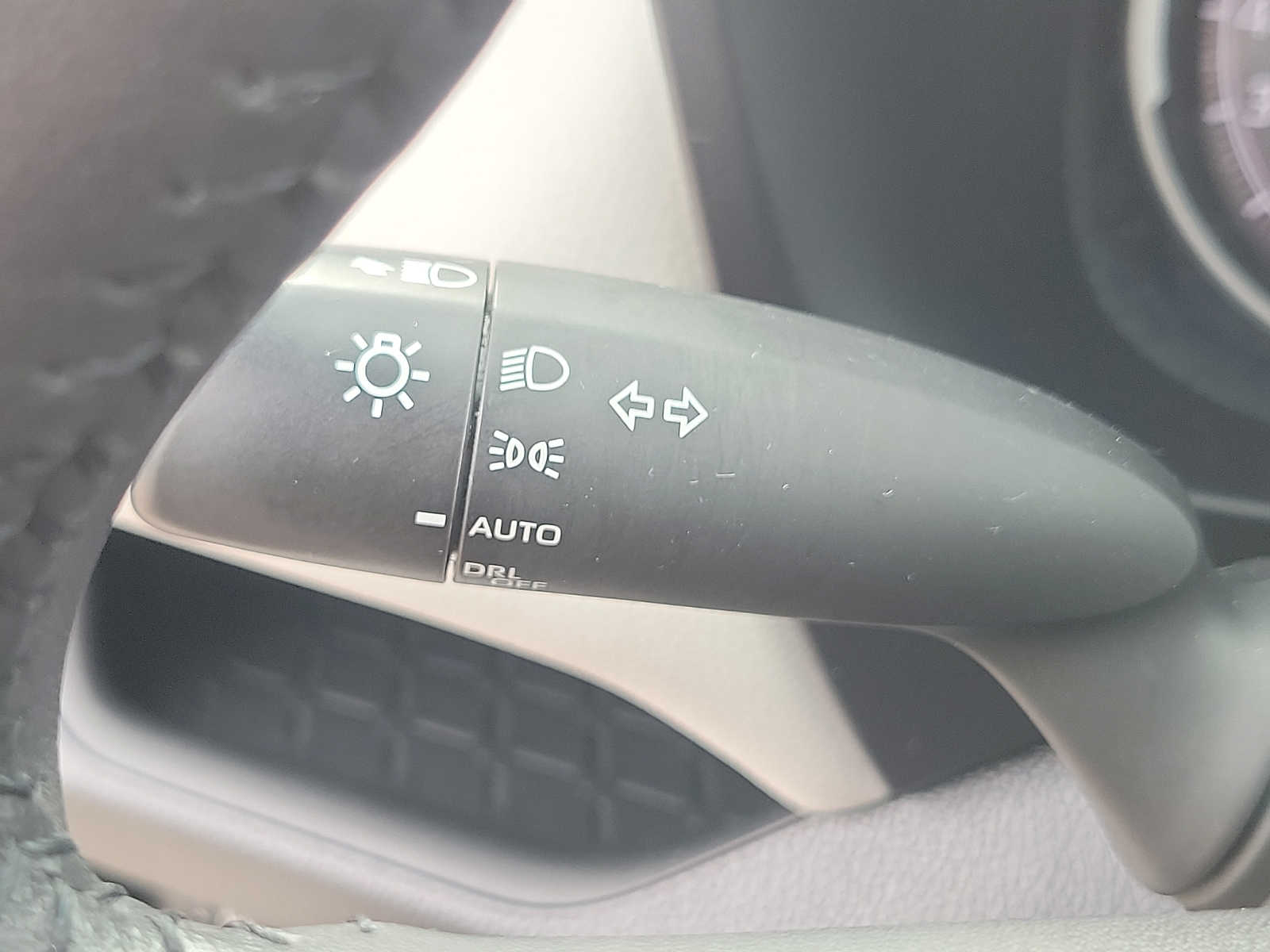 Thumbnail: 2023 Toyota RAV4 - 26