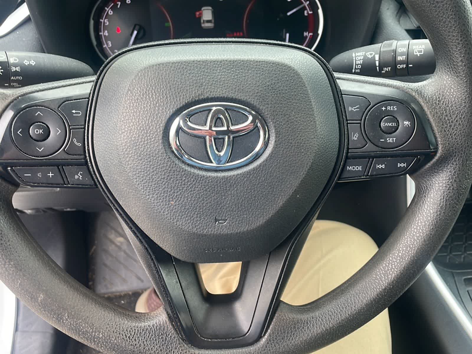 Thumbnail: 2024 Toyota RAV4 - 17