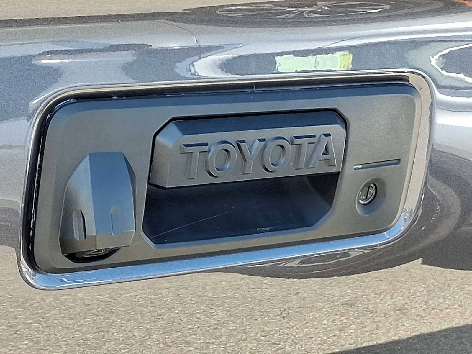Thumbnail: 2022 Toyota Tacoma - 29