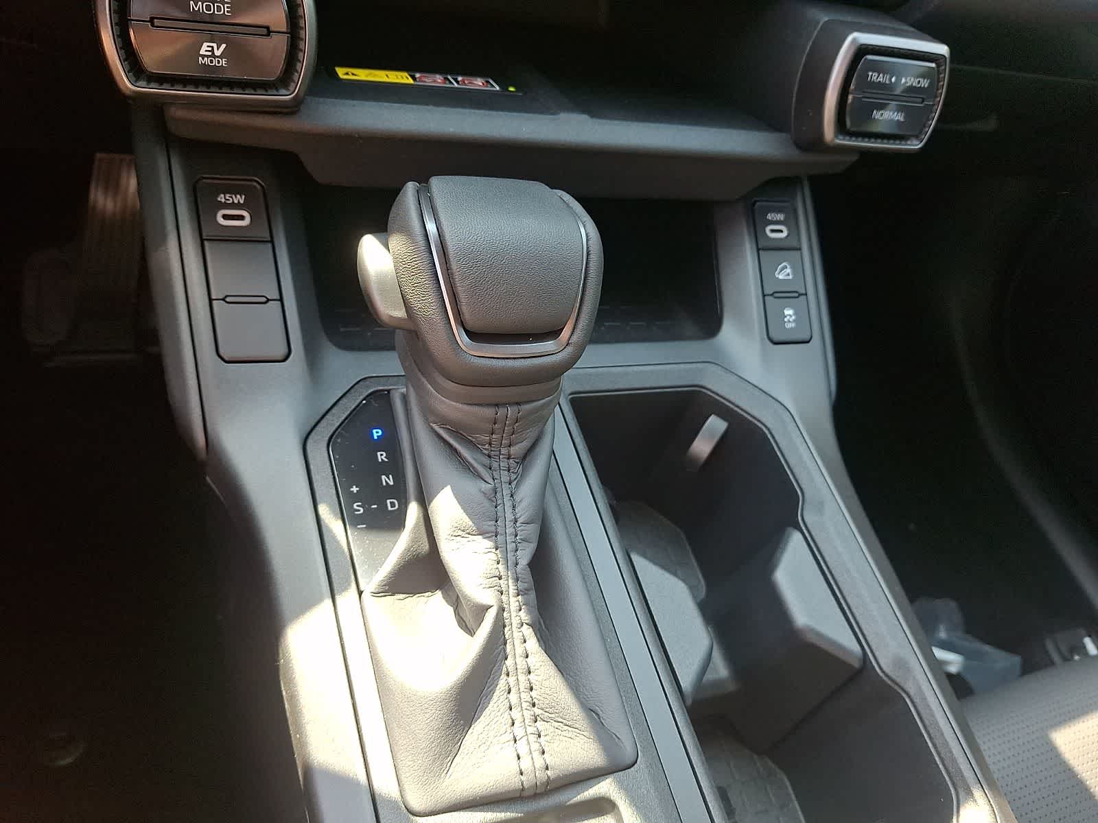 Thumbnail: 2026 Toyota RAV4 - 12