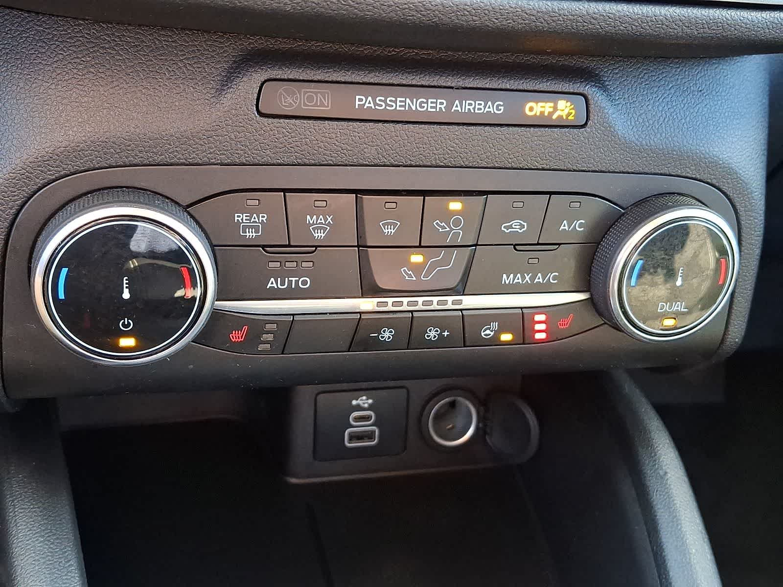 Thumbnail: 2024 Ford Escape - 15