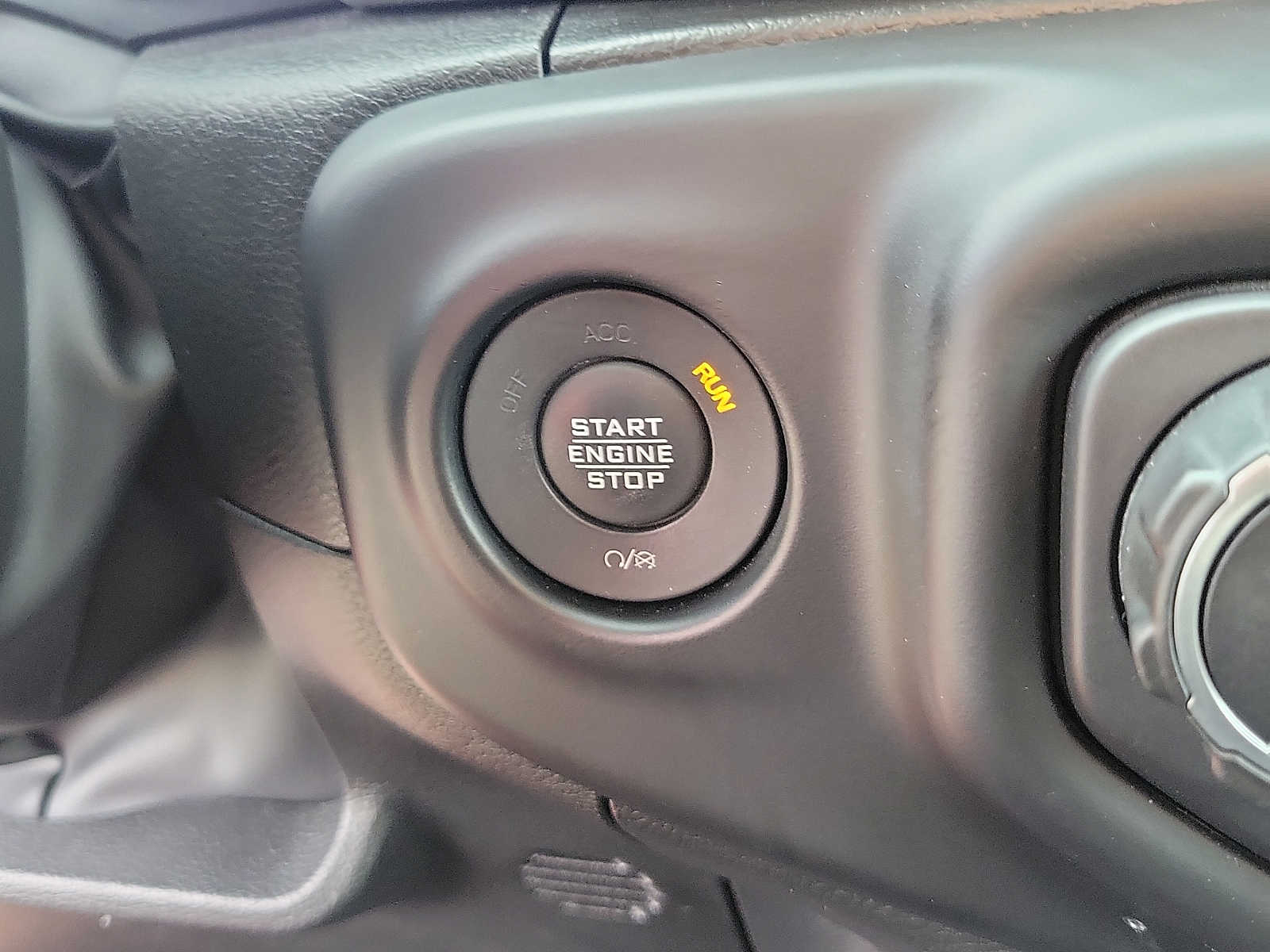 Thumbnail: 2023 Jeep Wrangler - 26