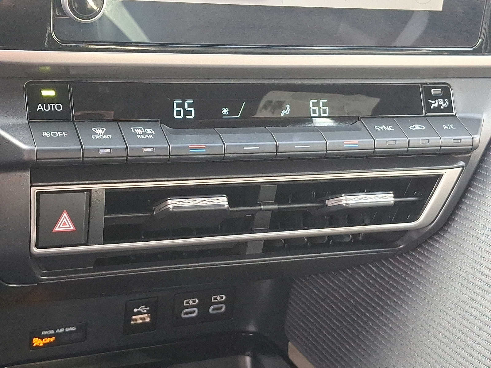 Thumbnail: 2025 Toyota Camry - 15