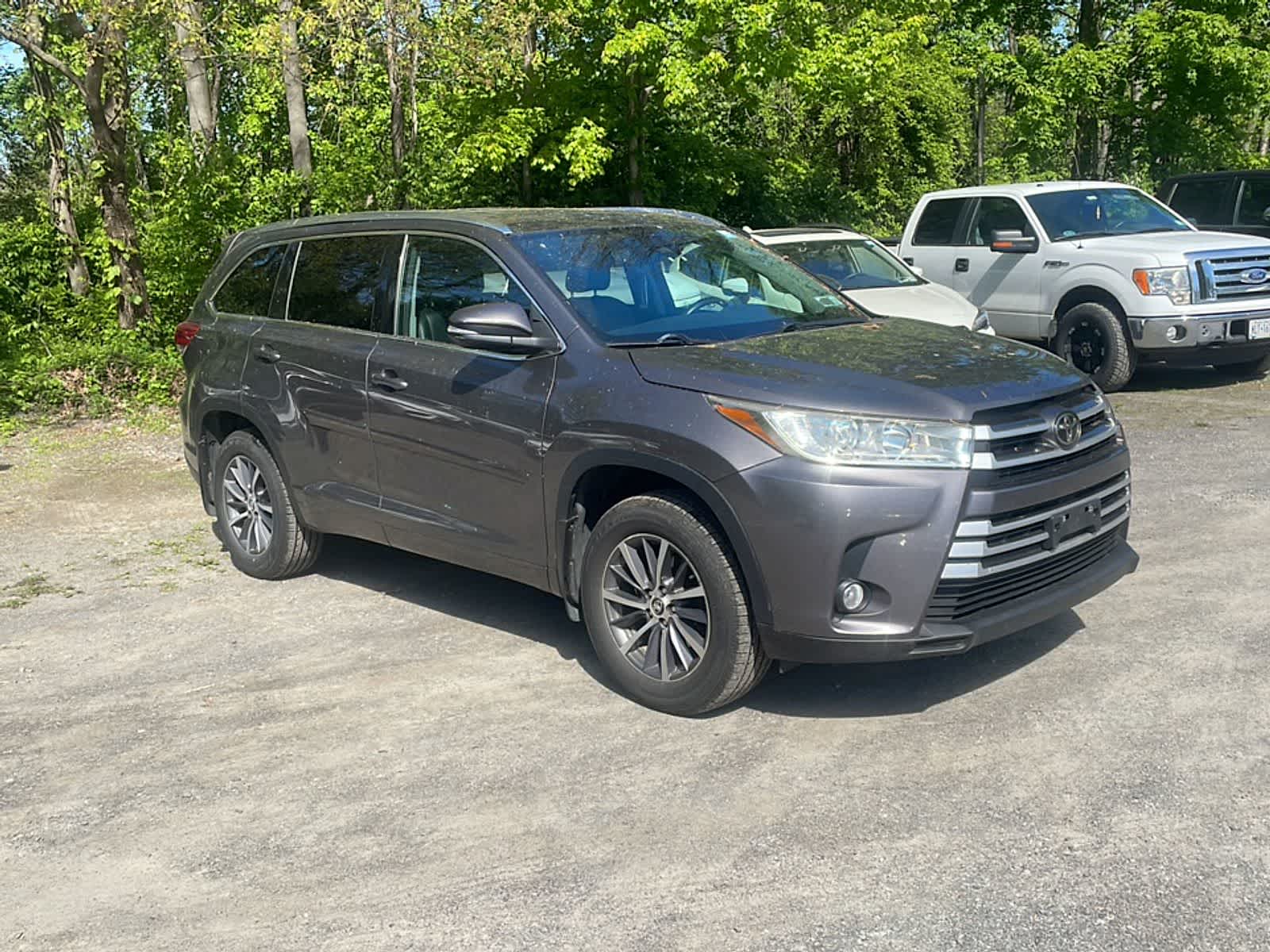 Thumbnail: 2017 Toyota Highlander - 12