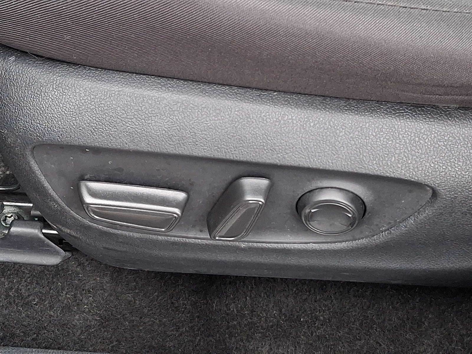 Thumbnail: 2024 Toyota RAV4 - 28