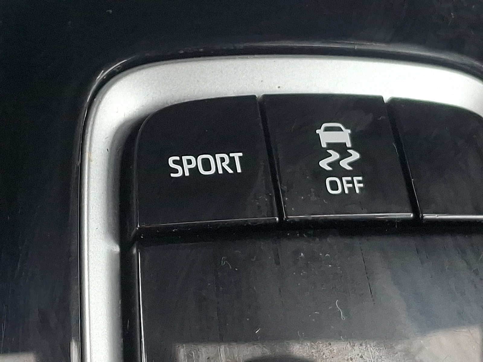 Thumbnail: 2022 Toyota Corolla - 28