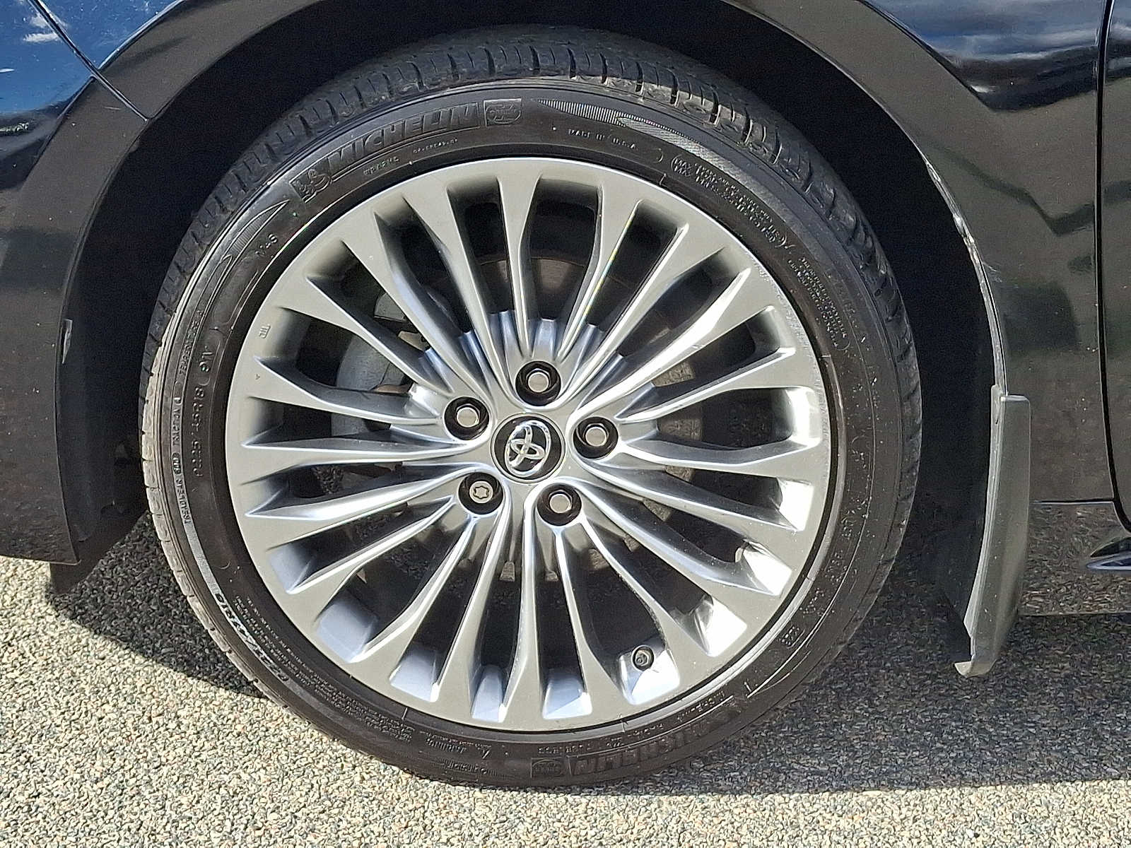 Thumbnail: 2018 Toyota Avalon - 11