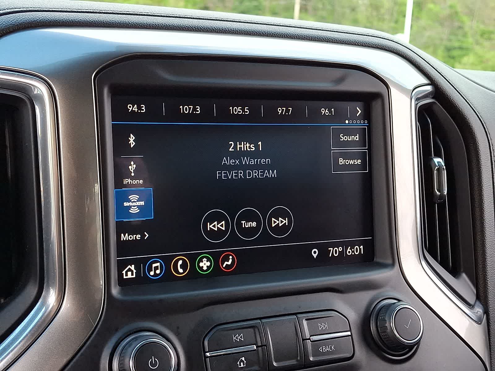 Thumbnail: 2019 Chevrolet Silverado 1500 - 19