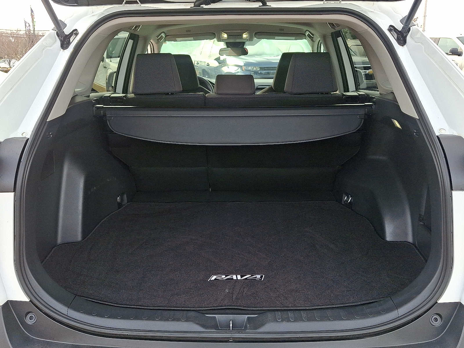 Thumbnail: 2023 Toyota RAV4 - 30