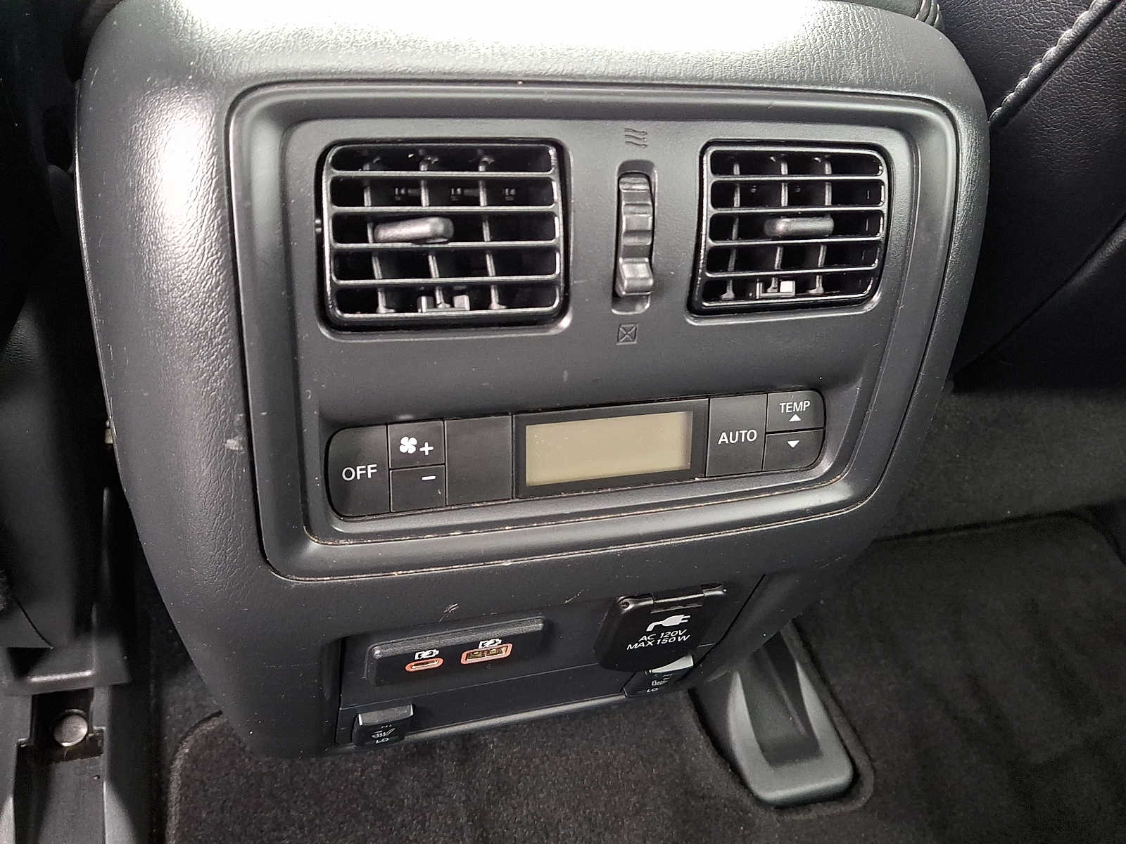 Thumbnail: 2020 Nissan Pathfinder - 13