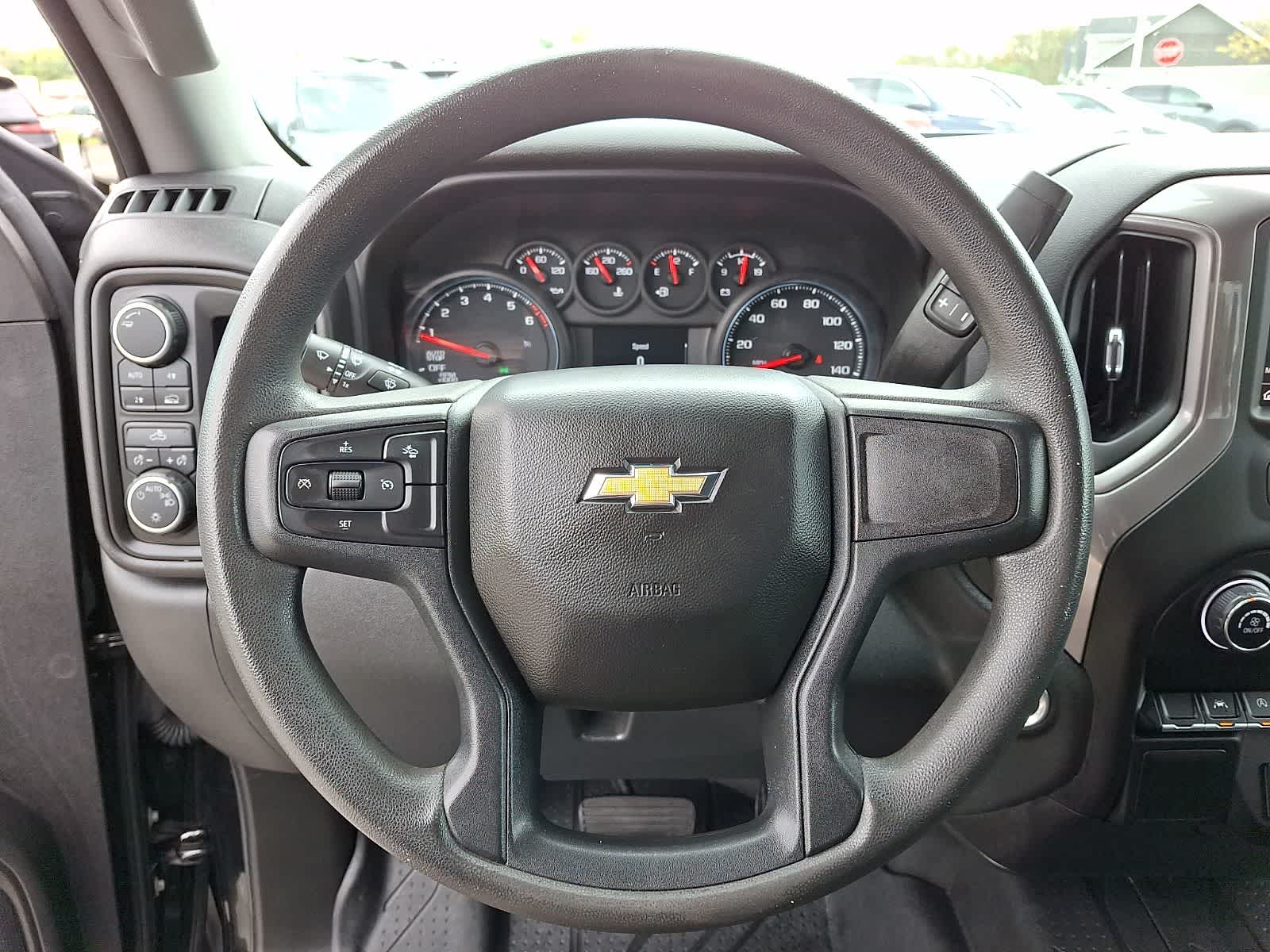 Thumbnail: 2023 Chevrolet Silverado 1500 - 21