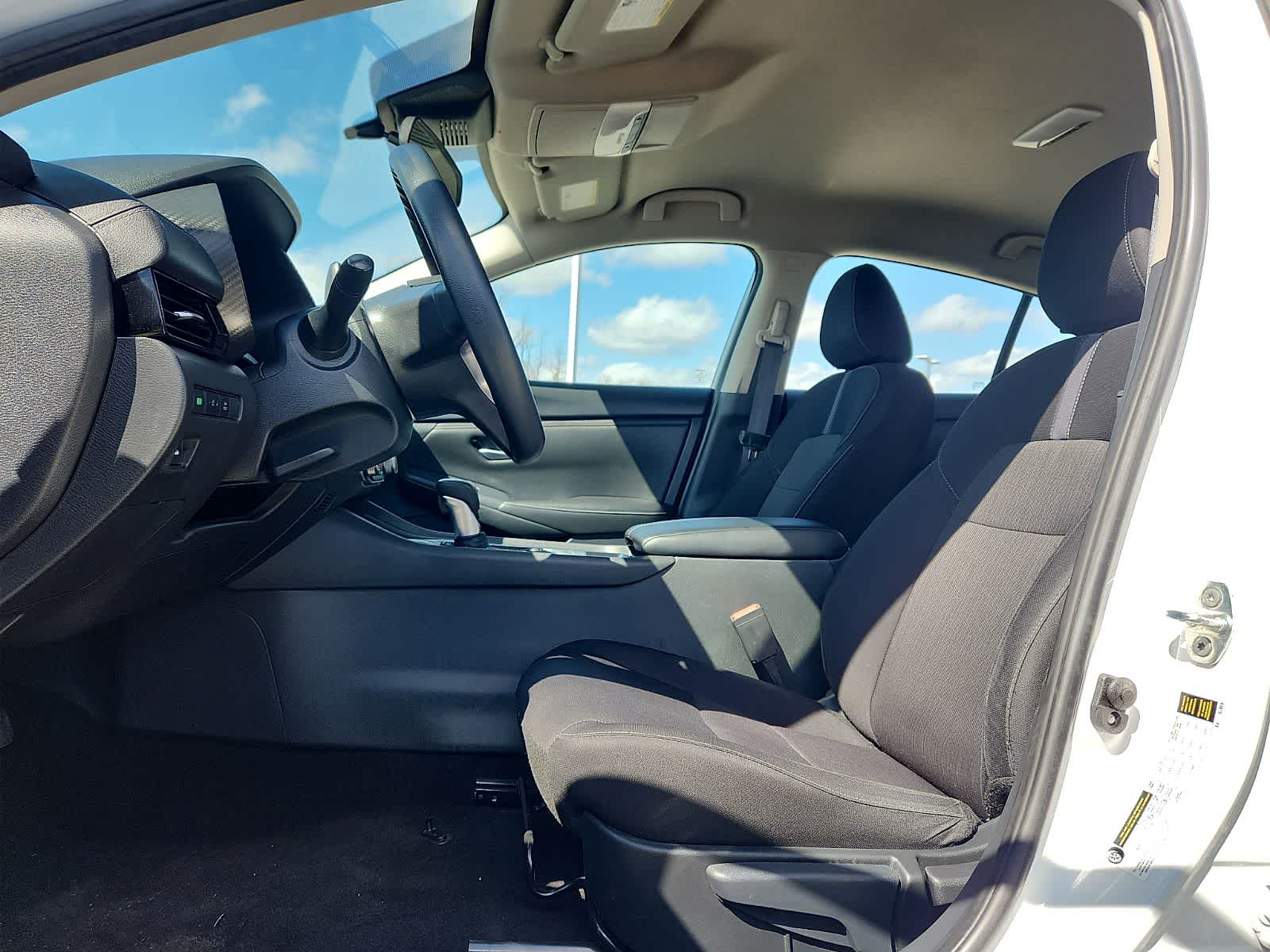 Thumbnail: 2024 Nissan Sentra - 14