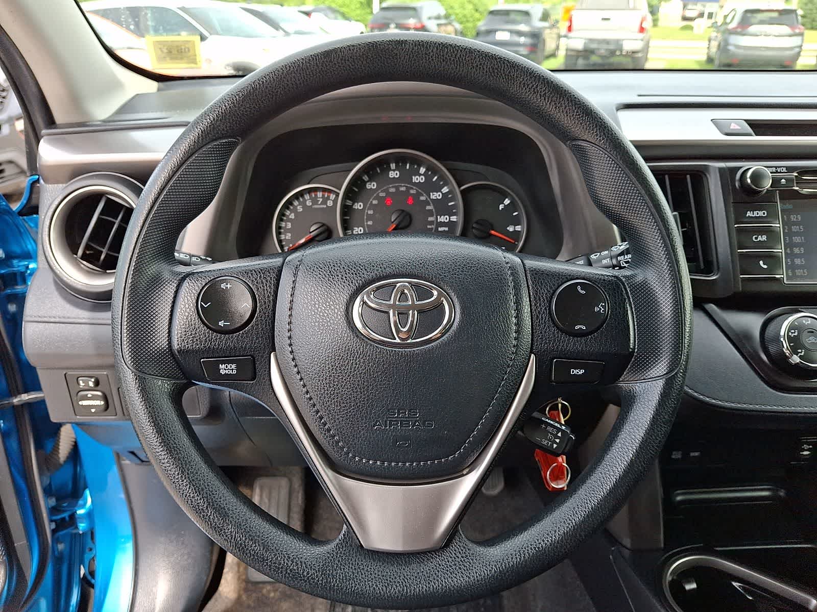 Thumbnail: 2016 Toyota RAV4 - 20