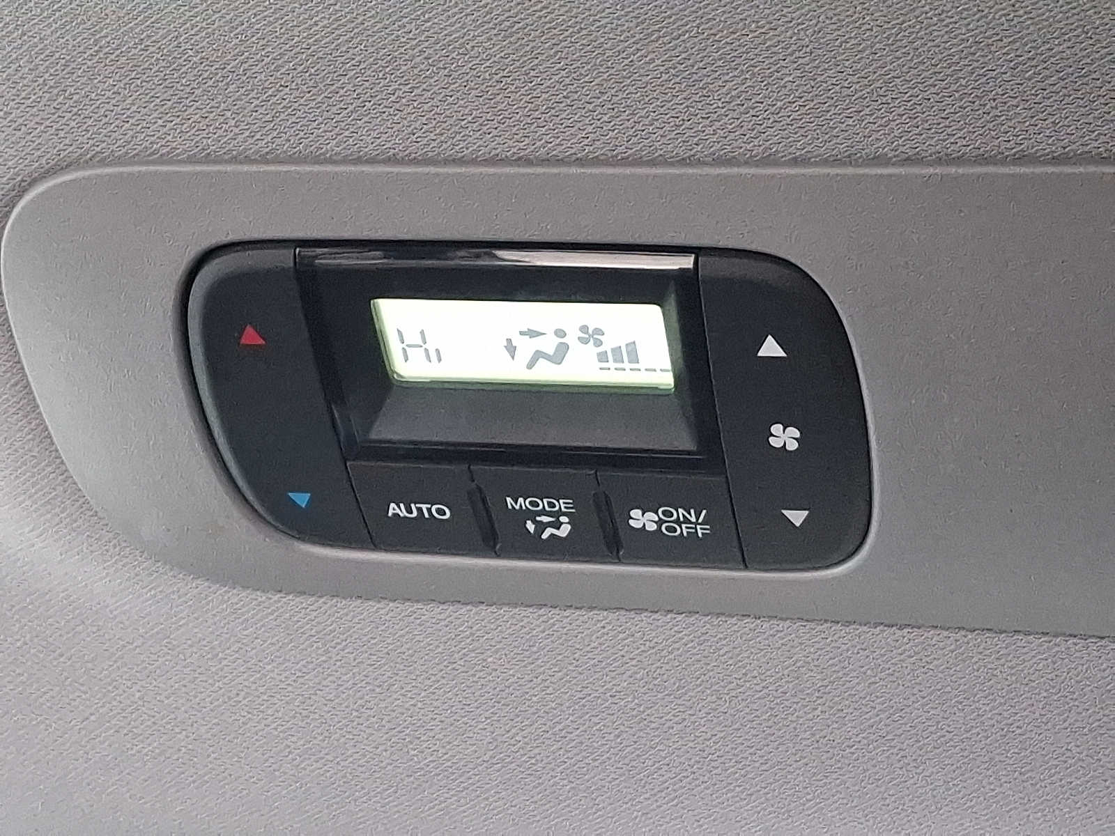 Thumbnail: 2022 Honda Odyssey - 14