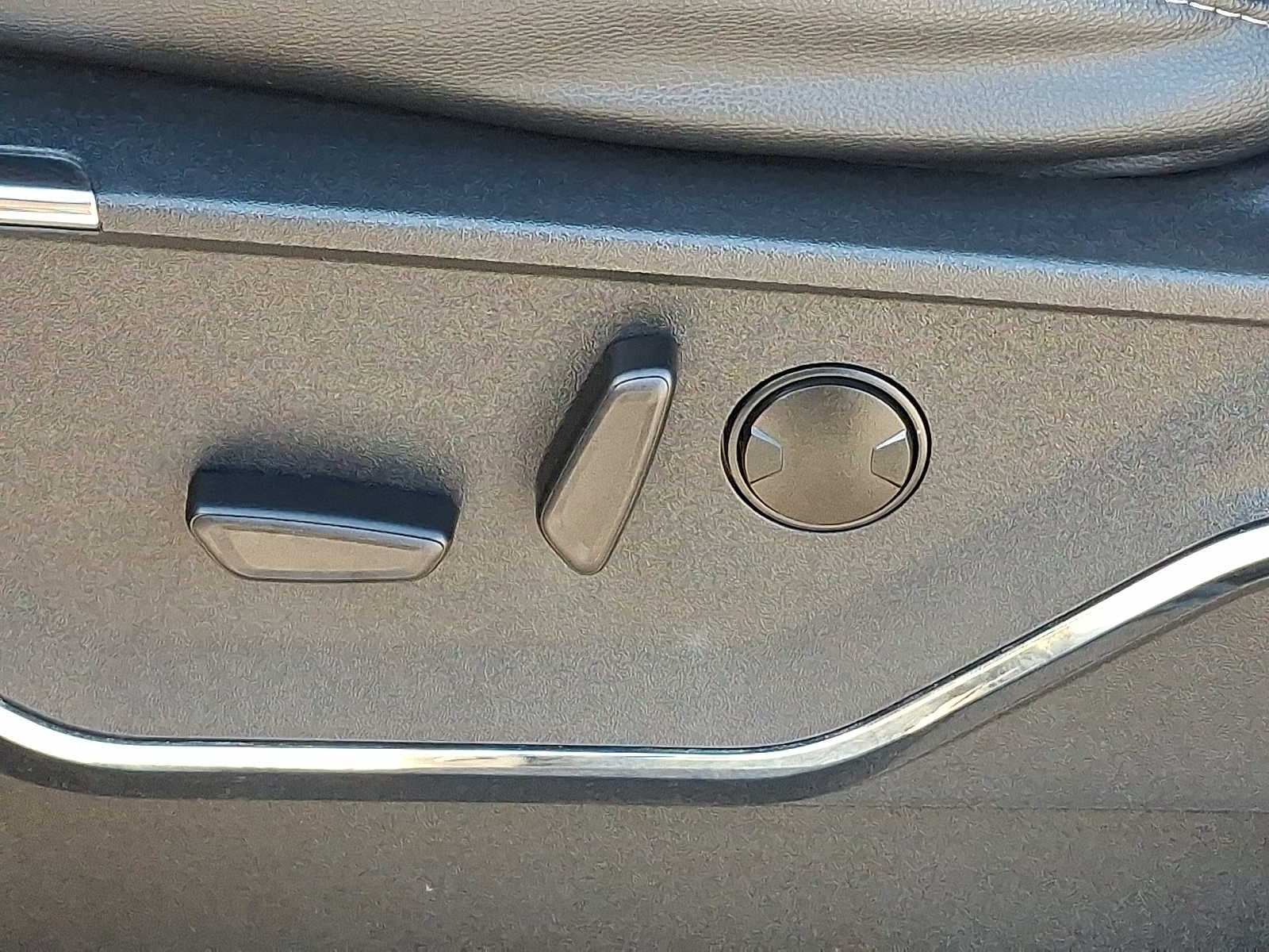 Thumbnail: 2023 Ford F-350 - 30