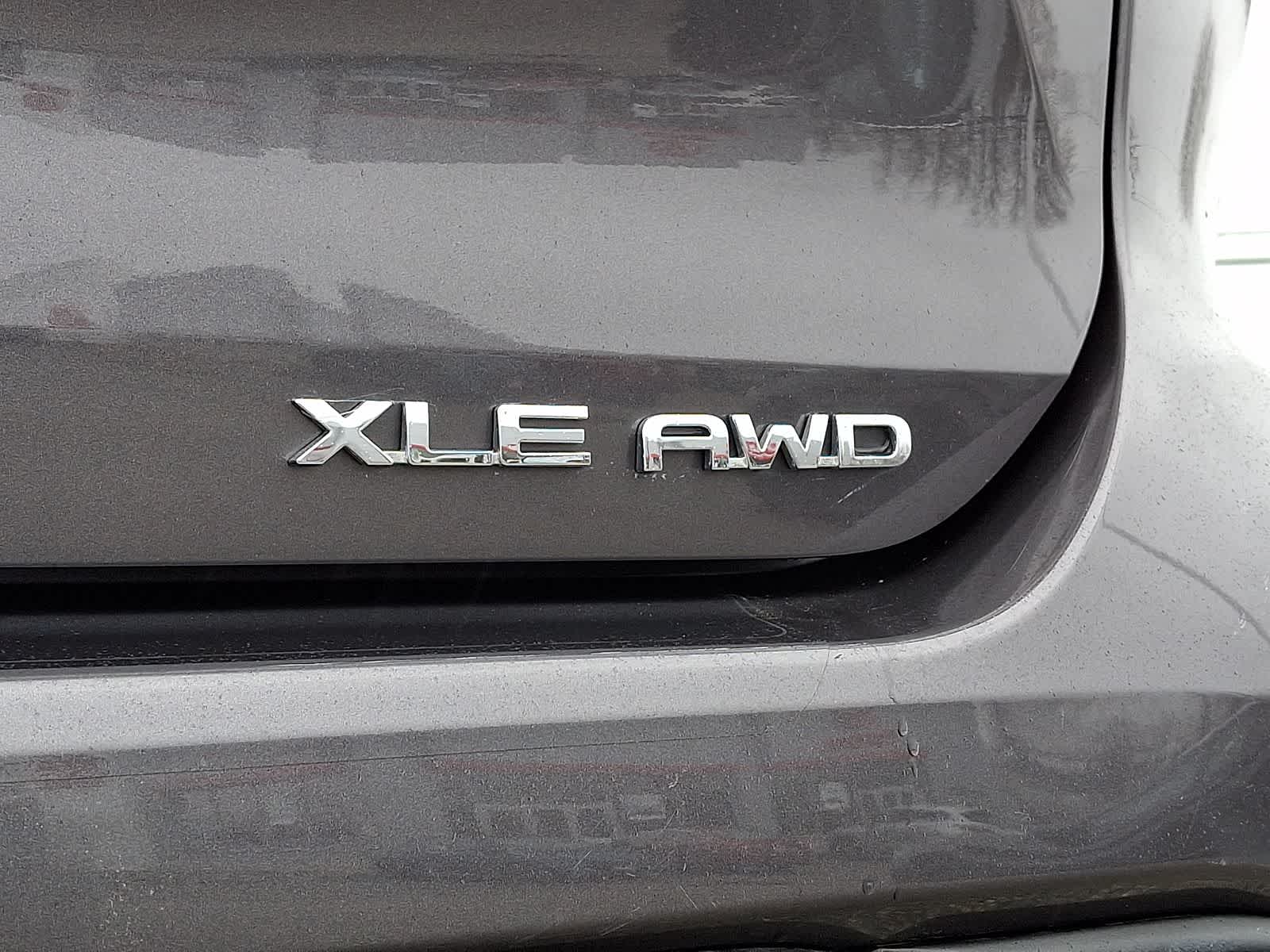 Thumbnail: 2022 Toyota Highlander - 34