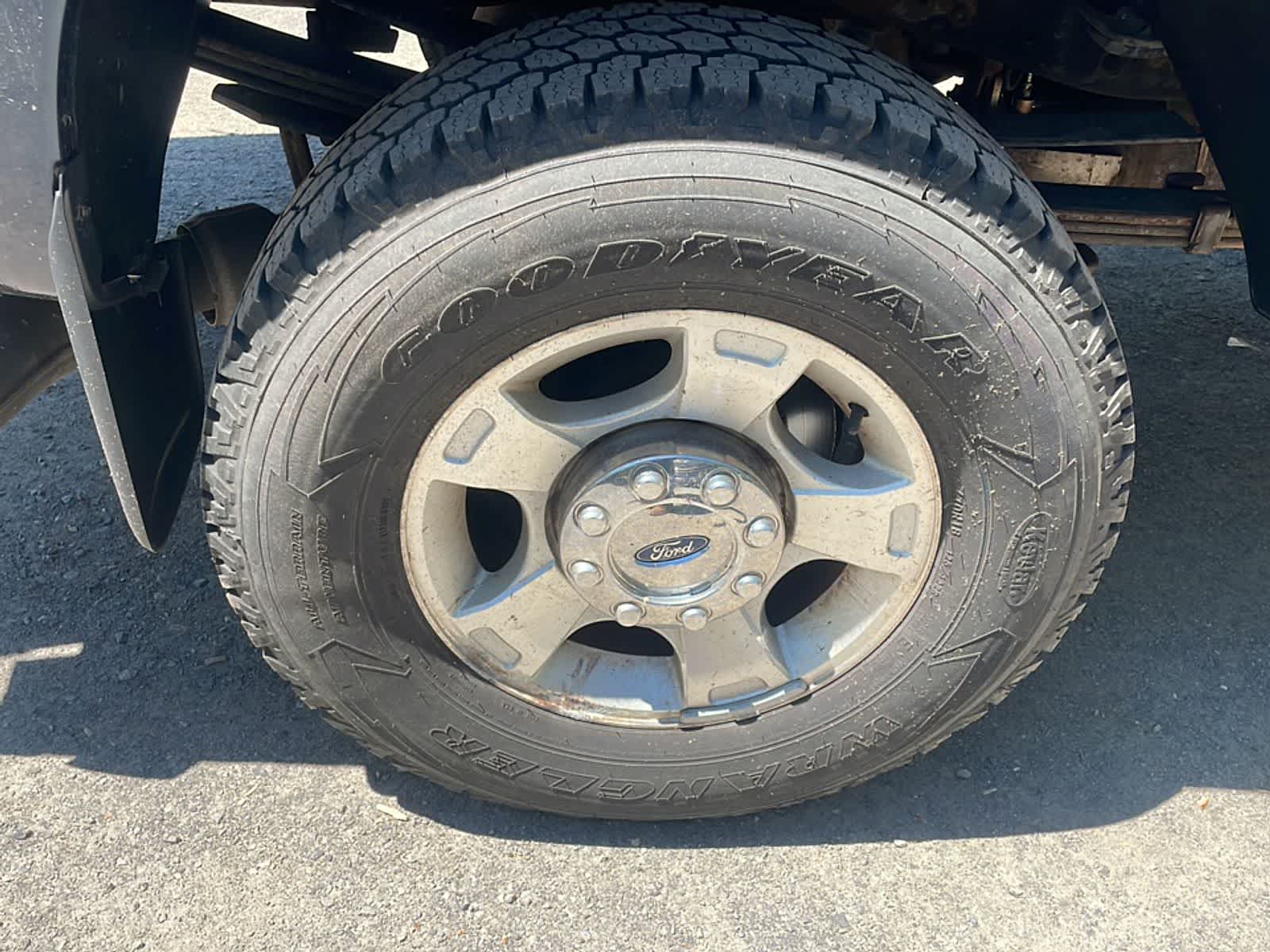 Thumbnail: 2016 Ford F-350 - 21