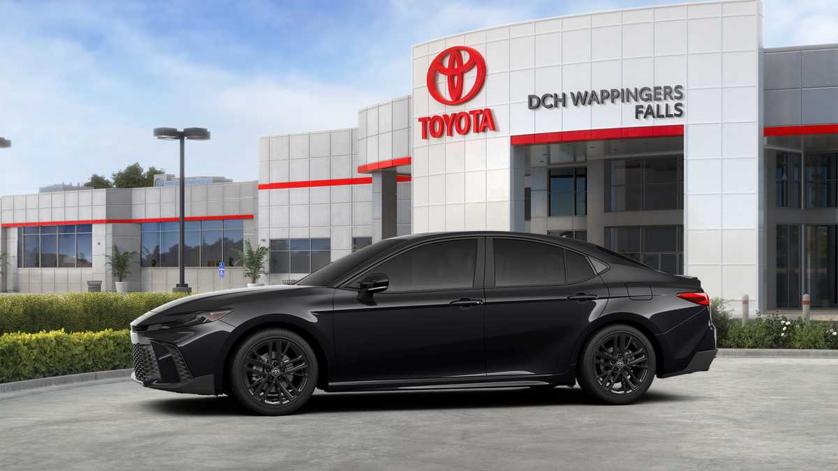 Thumbnail: 2026 Toyota Camry - 3