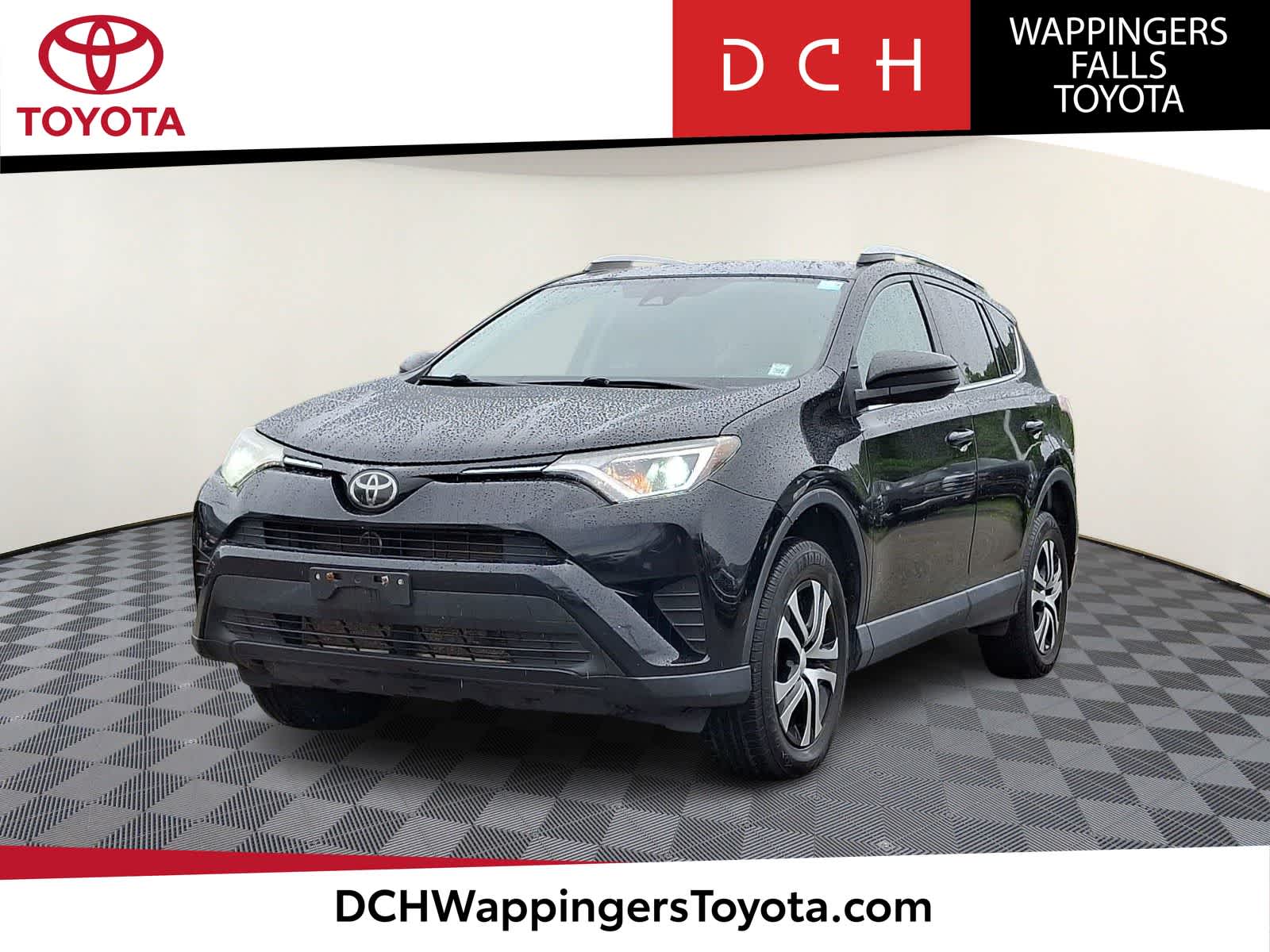 Thumbnail: 2018 Toyota RAV4 - 1