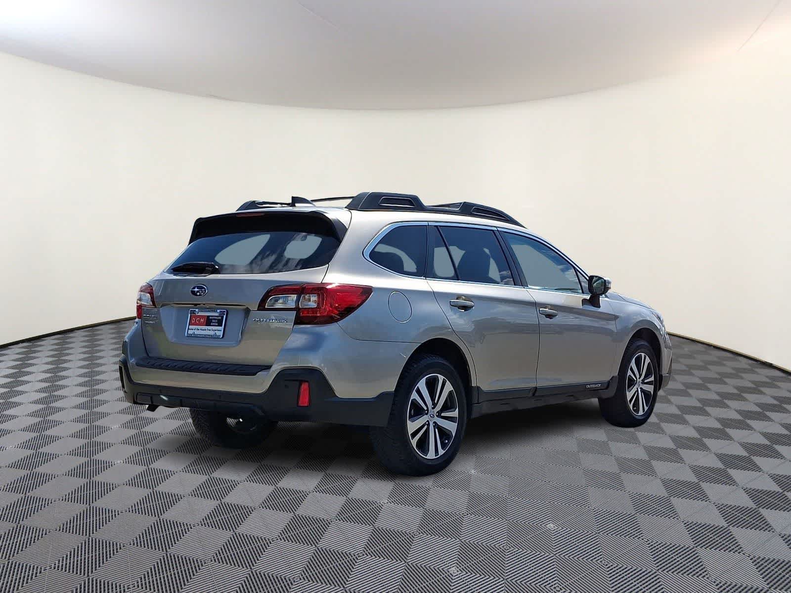 Thumbnail: 2018 Subaru Outback - 5