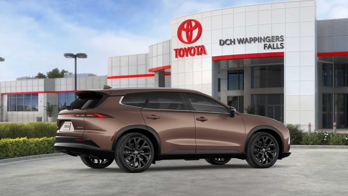 Thumbnail: 2026 Toyota Crown Signia - 13