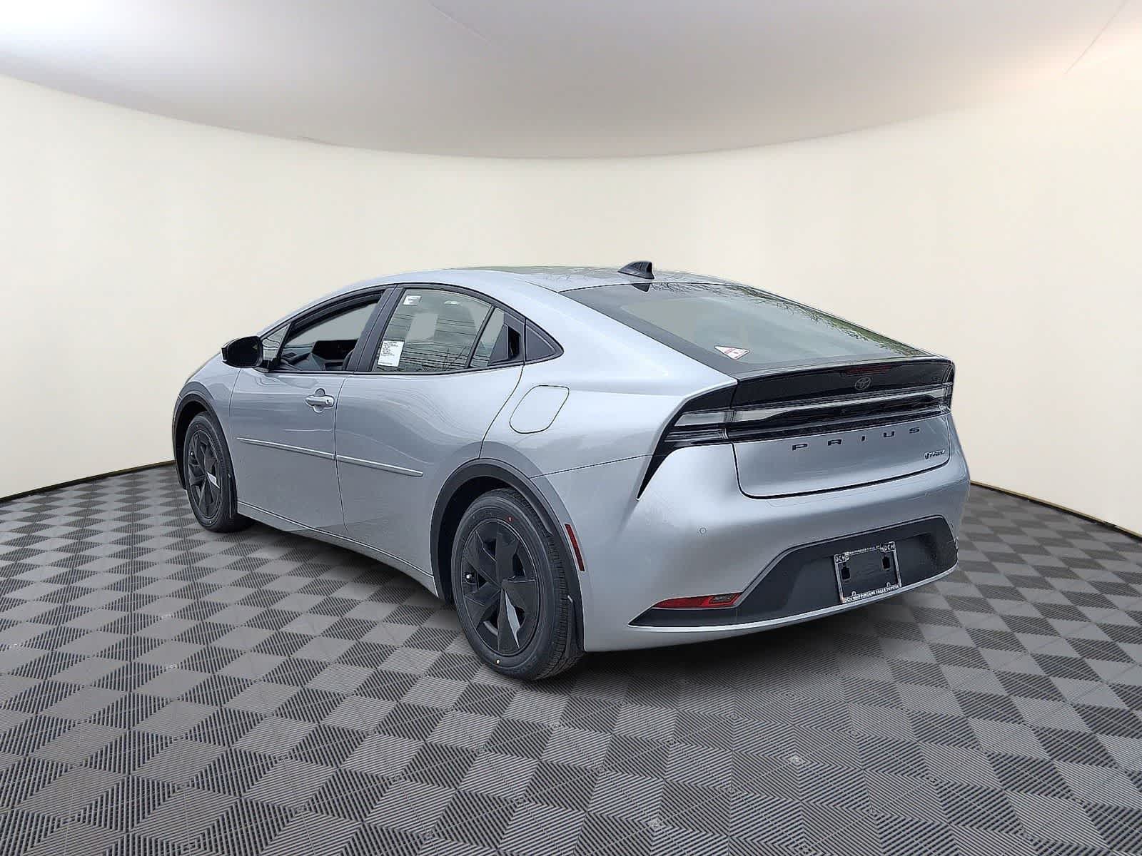 Thumbnail: 2026 Toyota Prius - 6