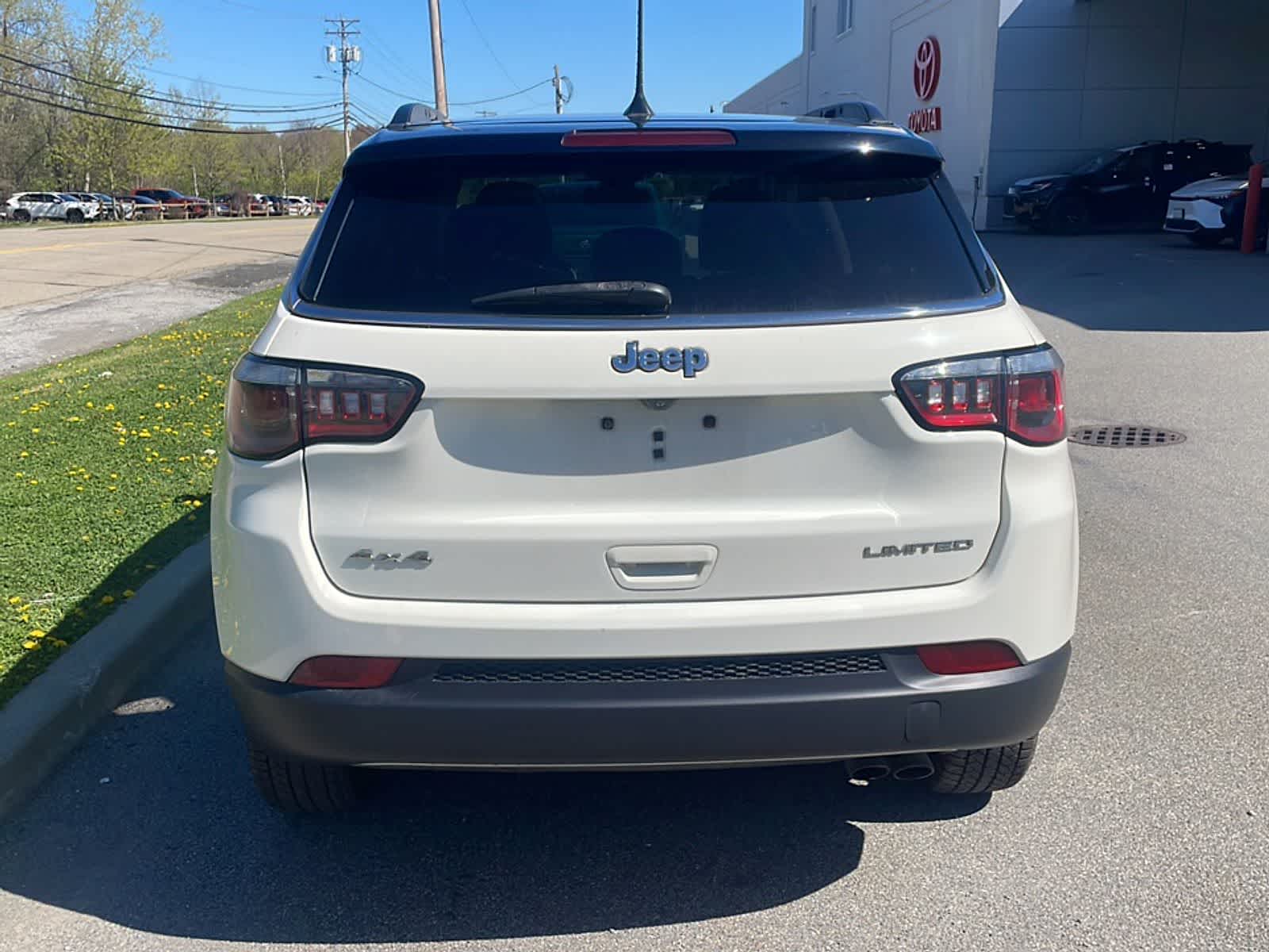 Thumbnail: 2019 Jeep Compass - 6