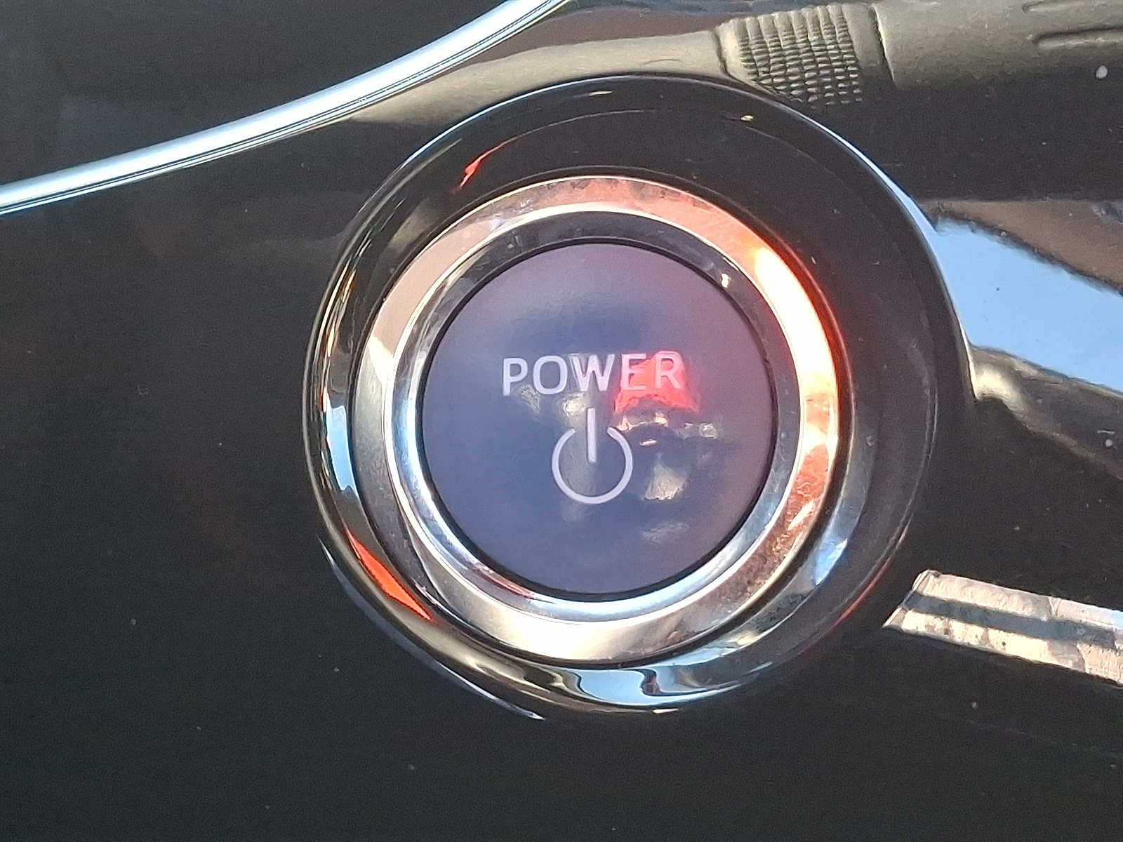 Thumbnail: 2020 Toyota Prius Prime - 25