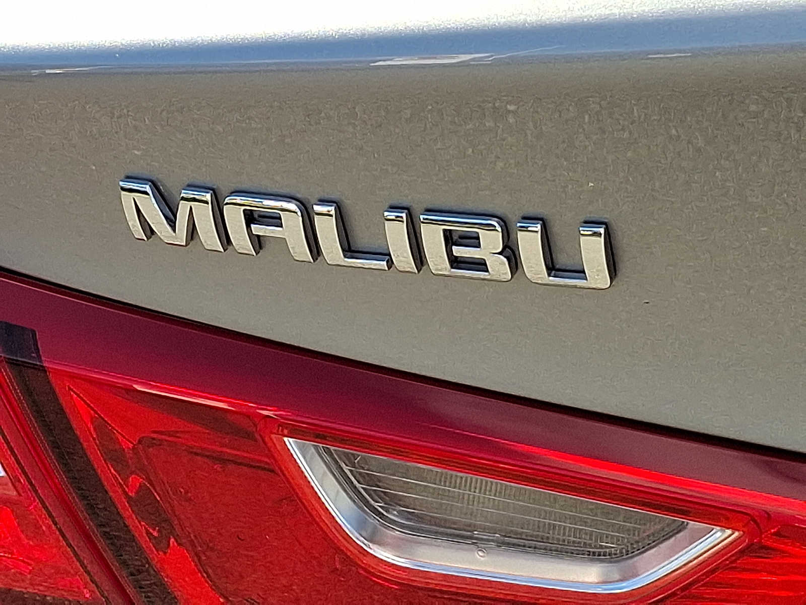 Thumbnail: 2024 Chevrolet Malibu - 30