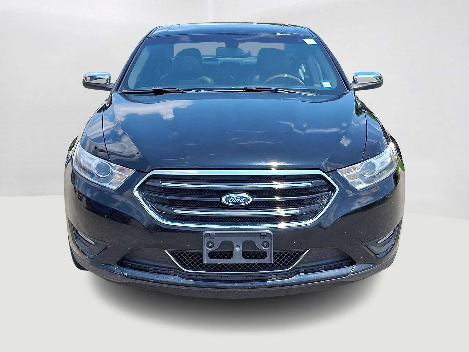 Thumbnail: 2016 Ford Taurus - 3