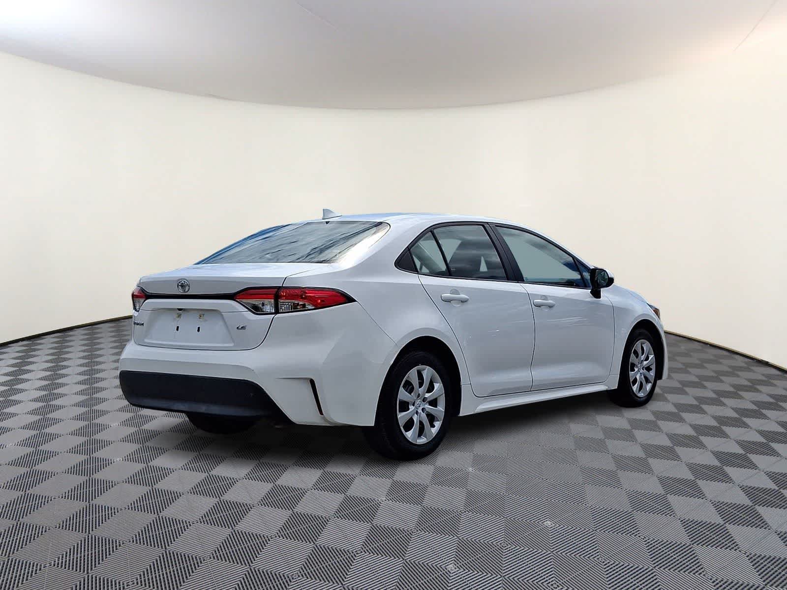 Thumbnail: 2024 Toyota Corolla - 6