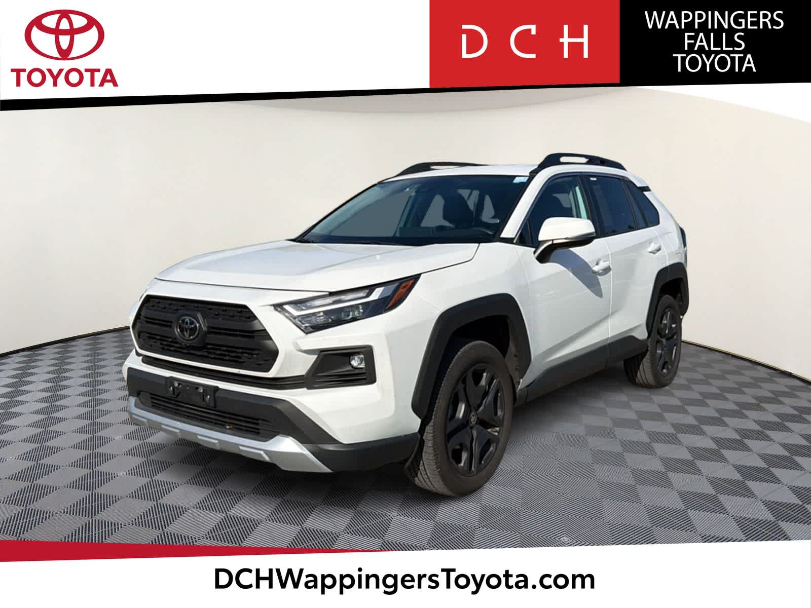 Thumbnail: 2024 Toyota RAV4 - 1