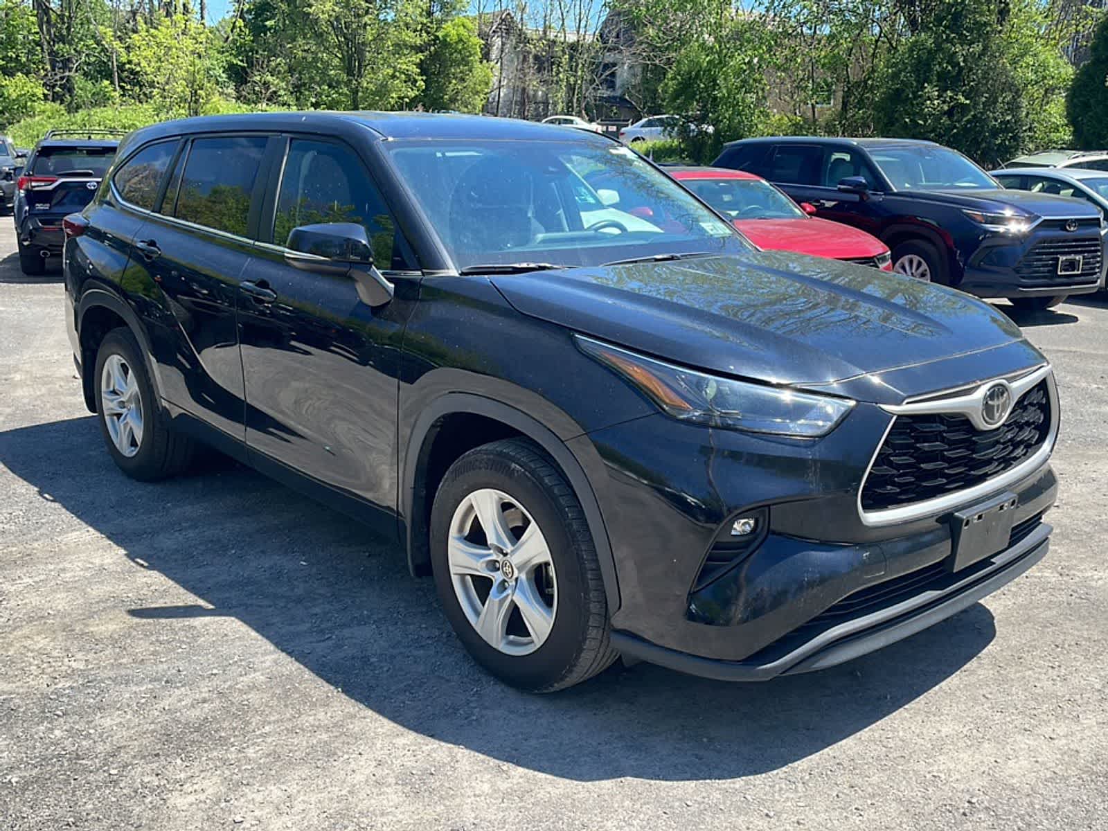 Thumbnail: 2023 Toyota Highlander - 11