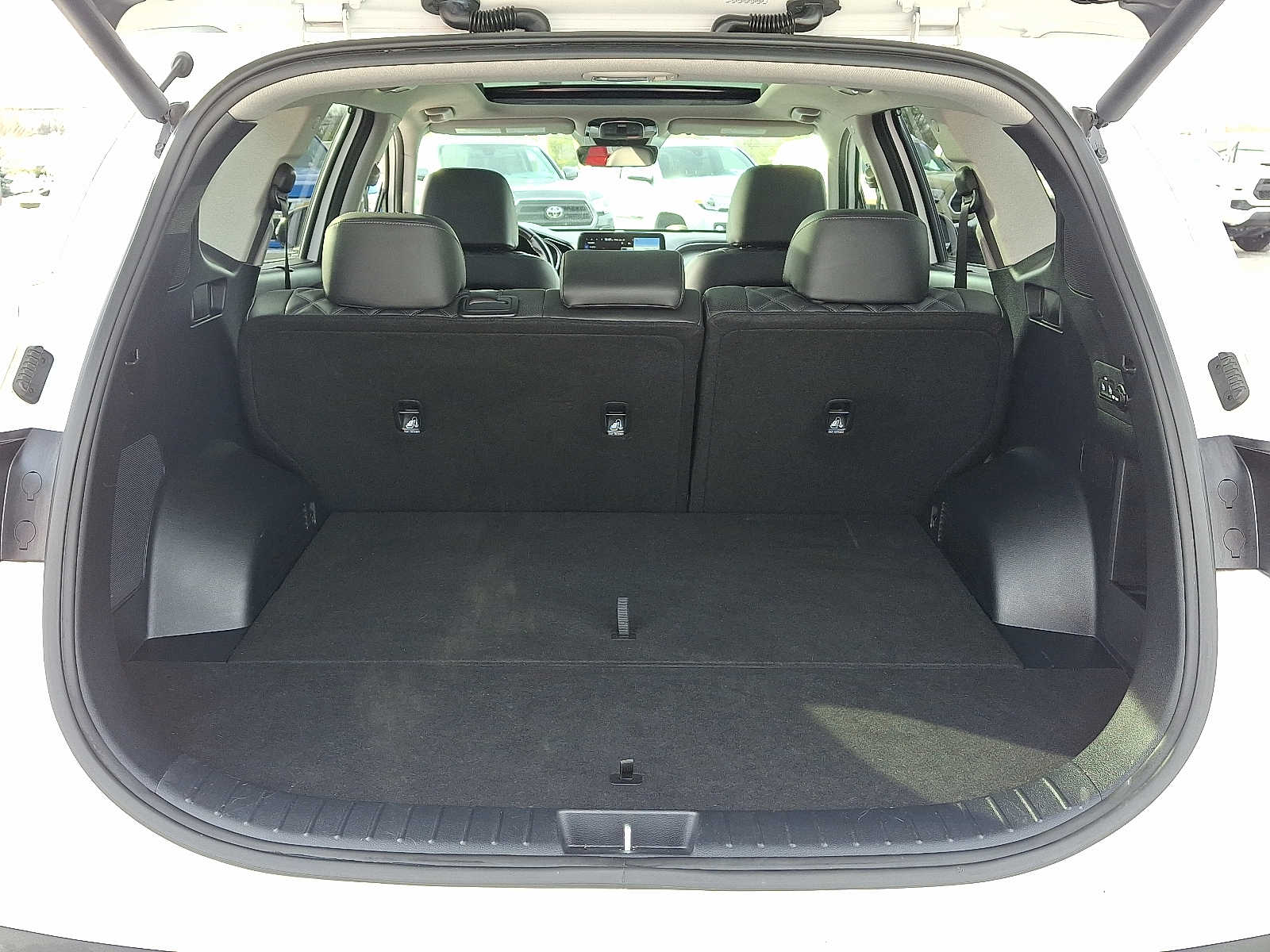 Thumbnail: 2023 Hyundai Santa Fe - 30