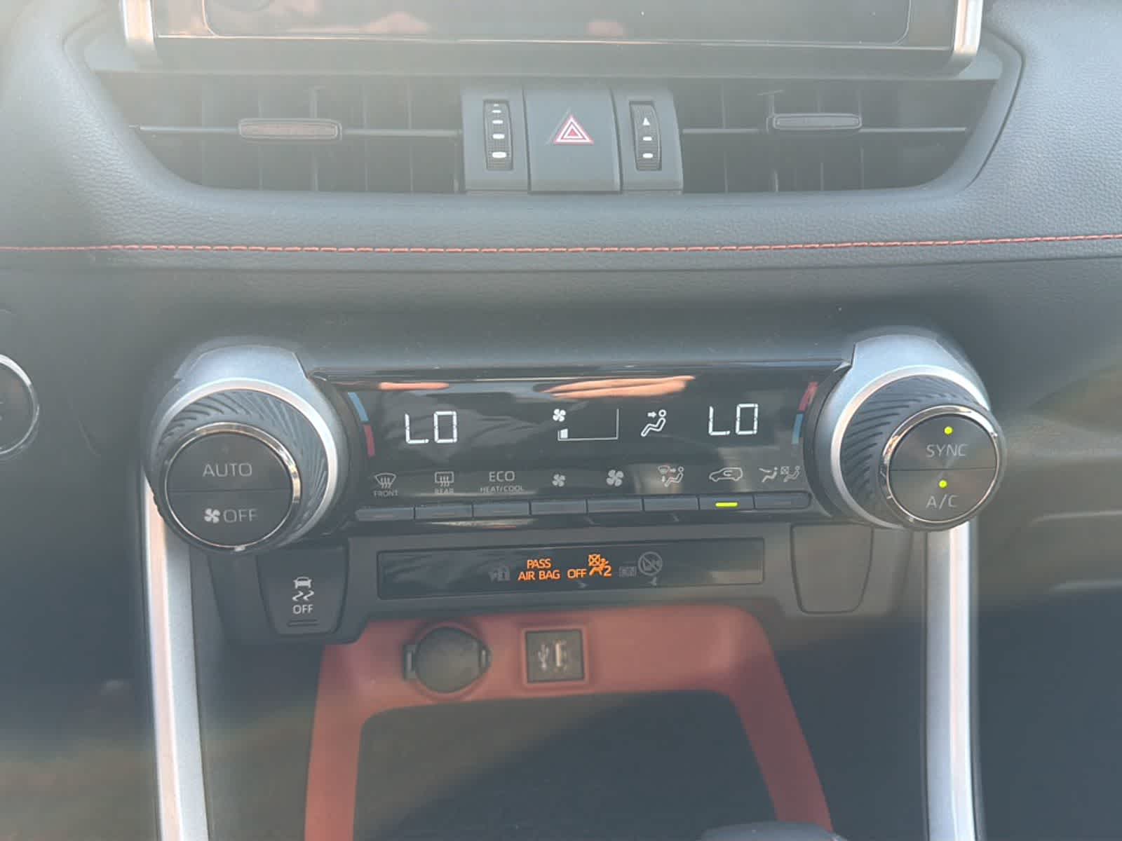 Thumbnail: 2024 Toyota RAV4 - 17