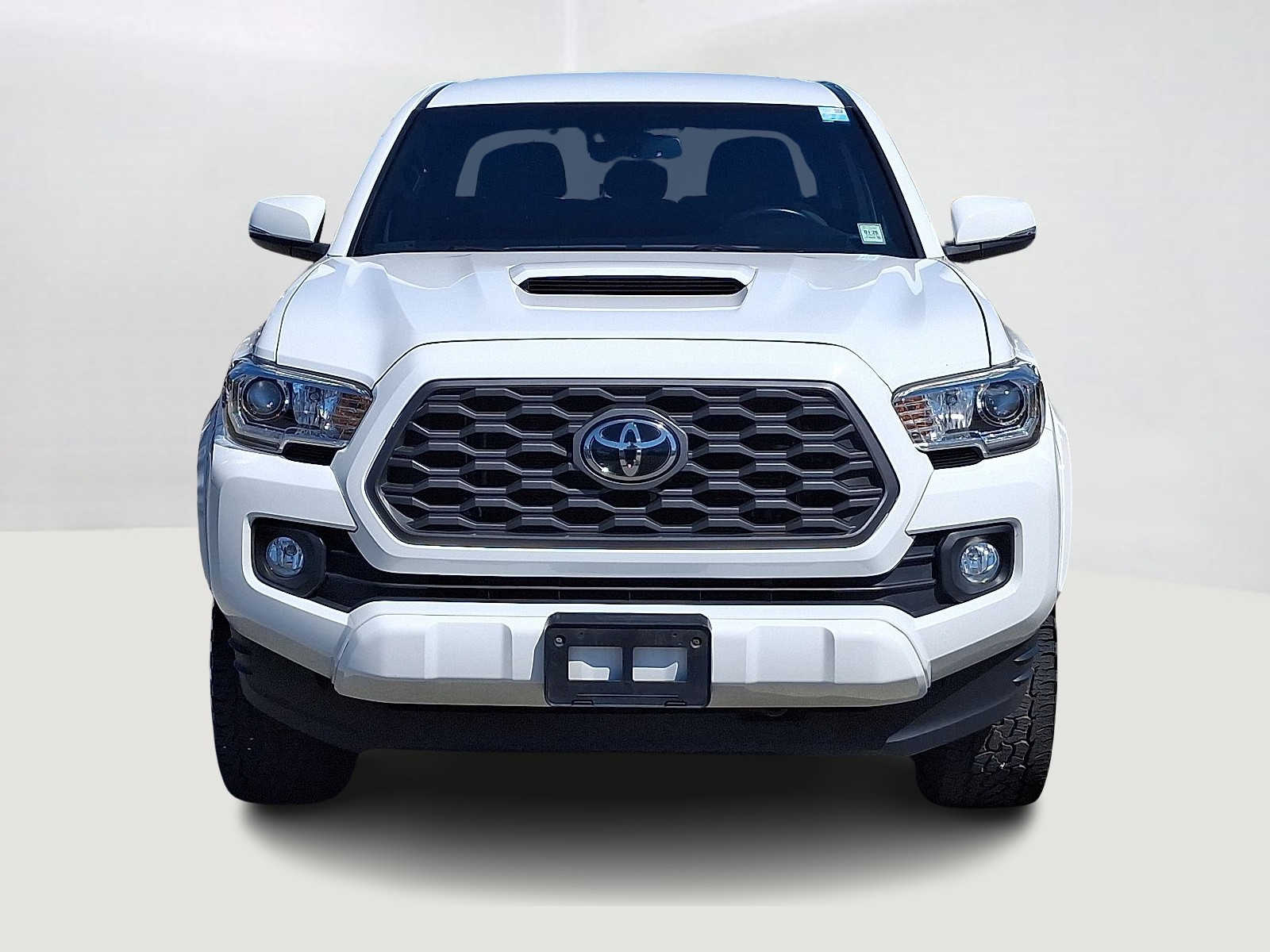 Thumbnail: 2020 Toyota Tacoma - 3