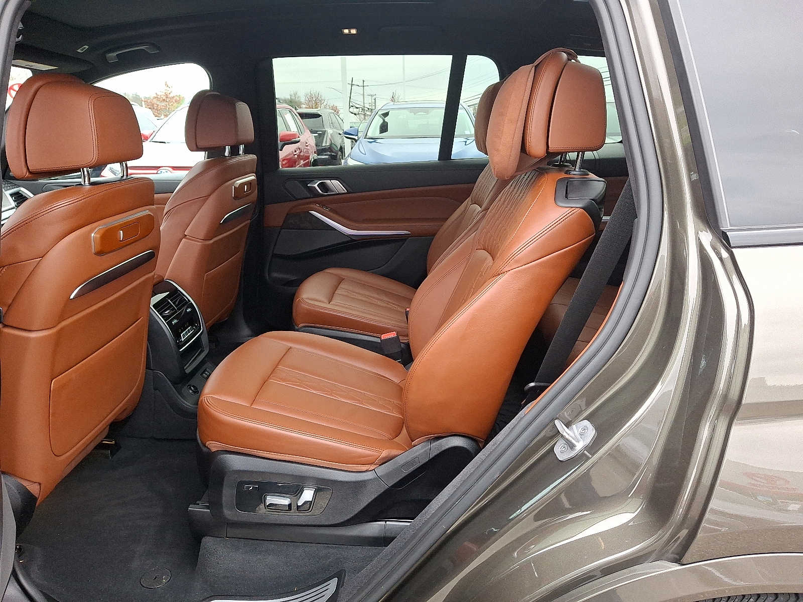 Thumbnail: 2023 BMW X7 - 11