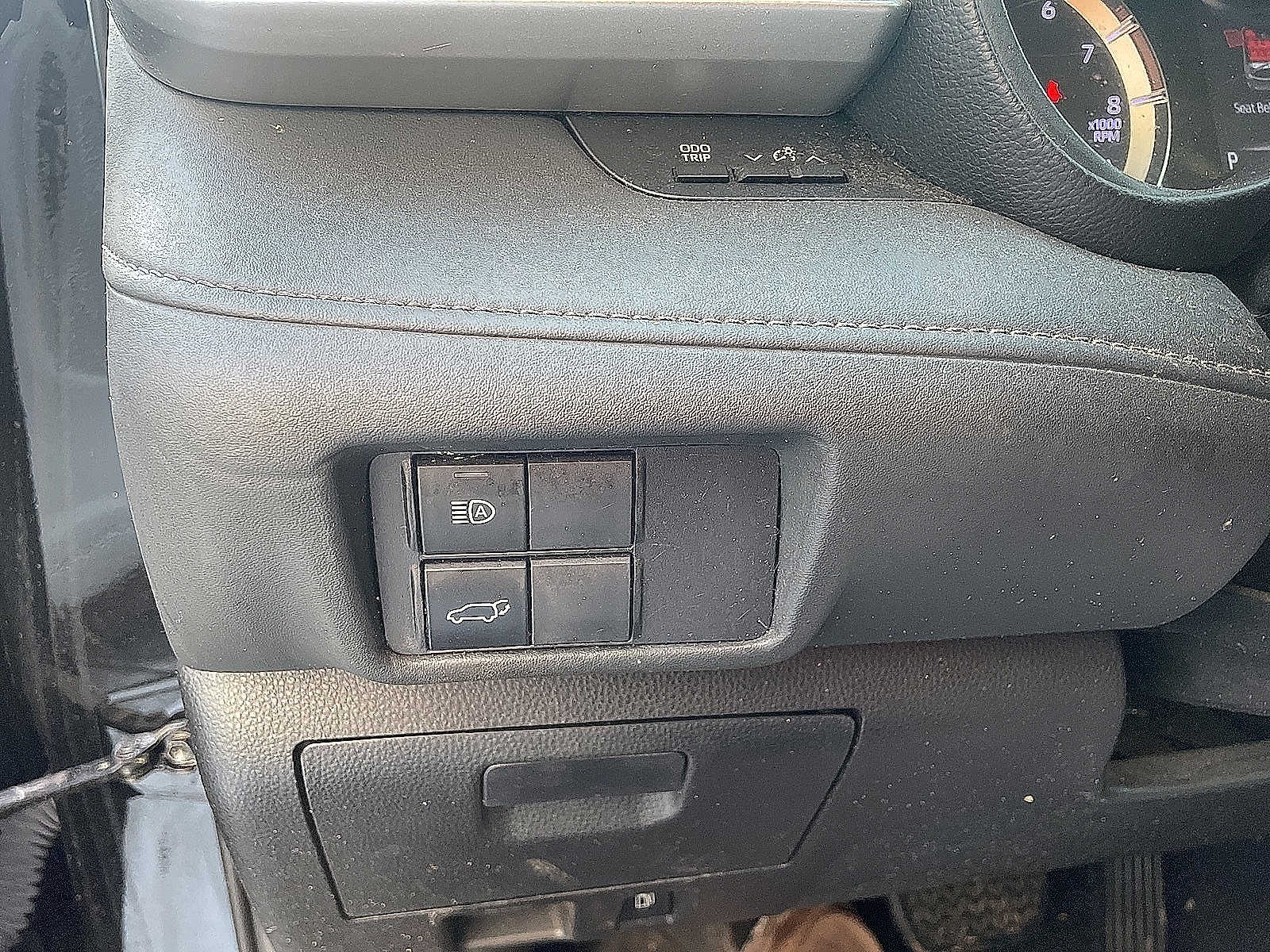 Thumbnail: 2020 Toyota Highlander - 12